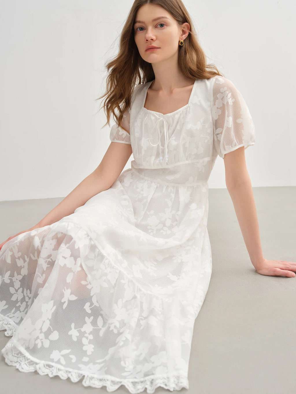 DUSHU Plus-Size Women's French Tie Square neckline Burnout Dress - 2025 Summer New Arrival Elegant Sweet White Dress 25DS82286