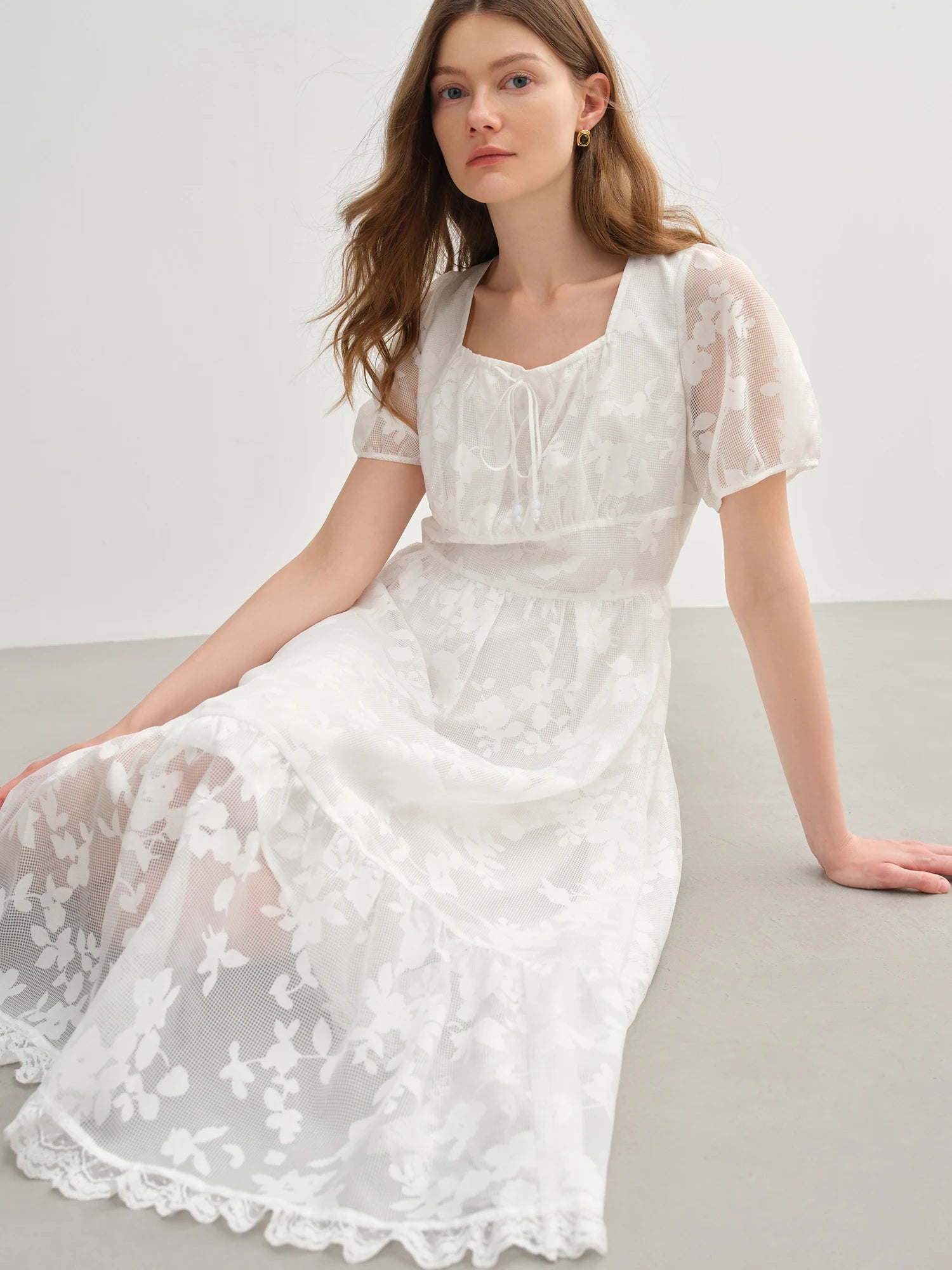 DUSHU Plus-Size Women's French Tie Square neckline Burnout Dress - 2025 Summer New Arrival Elegant Sweet White Dress 25DS82286