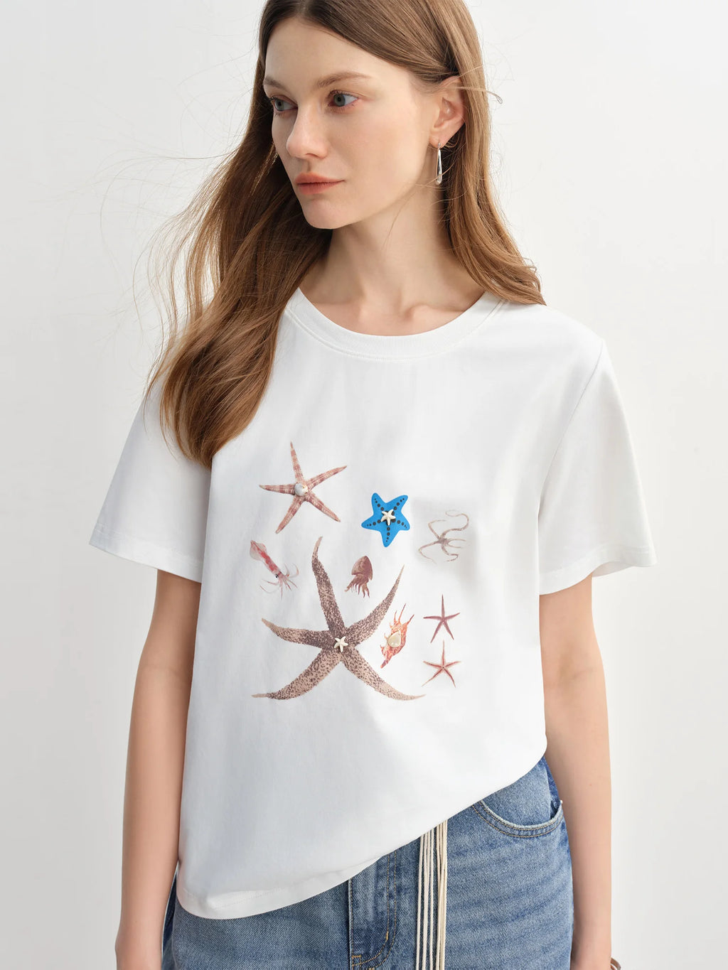 DUSHU Women Marine Element Printed Shell Decorated T-shirt 2025 New Arrival Fashion Versatile Slim Casual Top 25DS82912