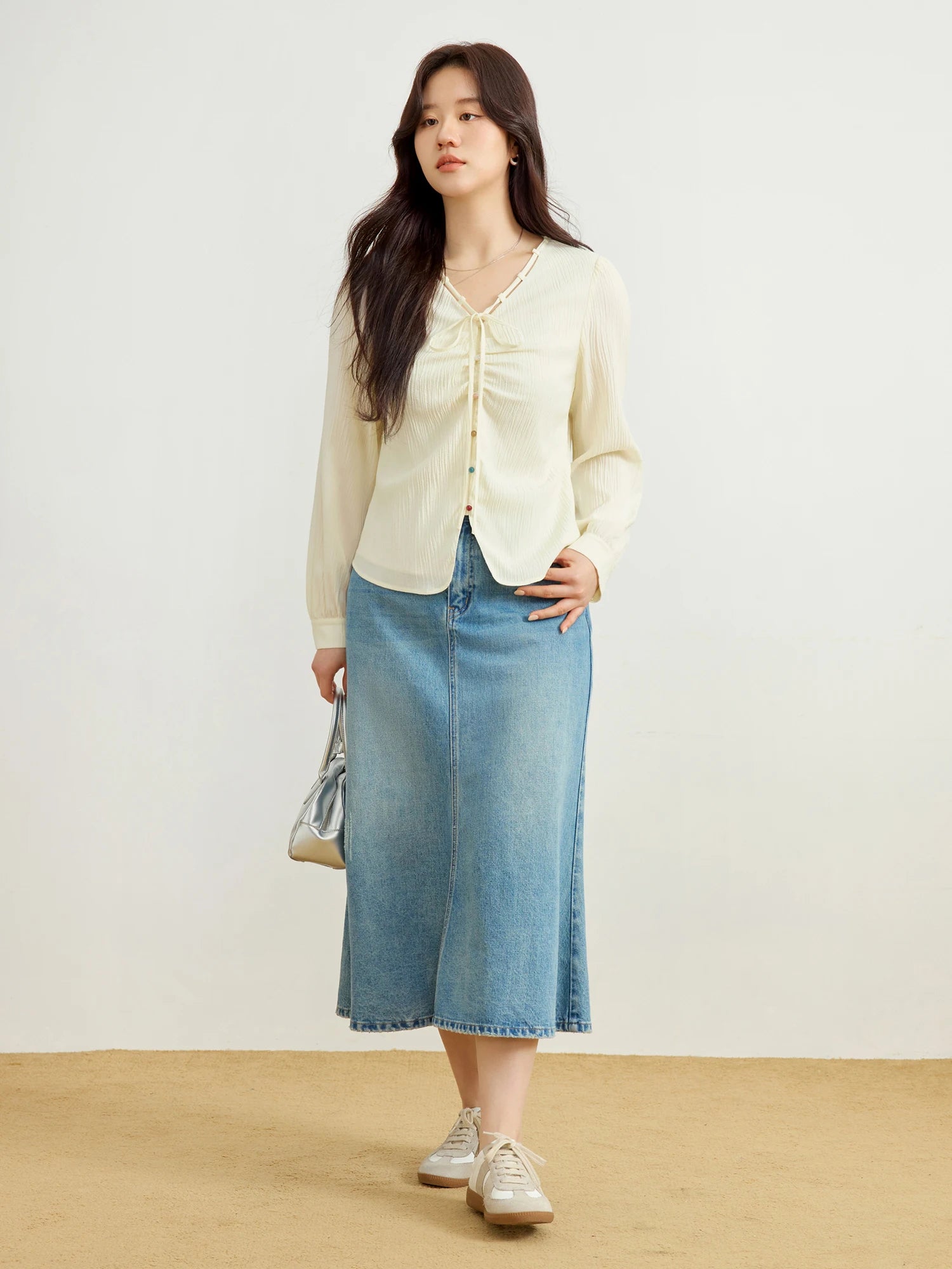 DUSHU Women Beige Long Sleeve Shirts V-Neck Single Breasted Spring Chiffon Blouse Gentle Style Long Sleeve Tops 25DS81100