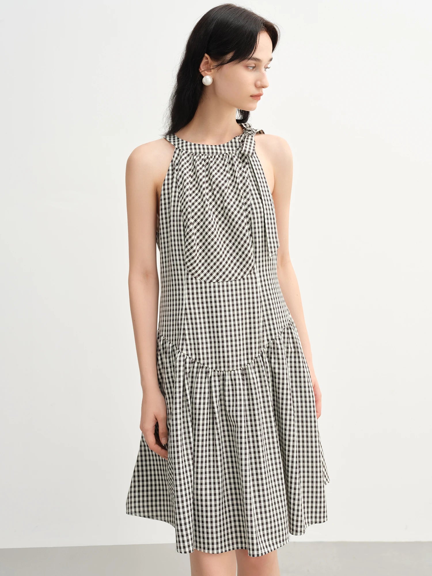 DUSHU Women Halter Neck Lace-up Plaid Dress 2025 Summer New Arrival Sweet Style Retro Halter Neck Casual Chic Dress 25DS82490