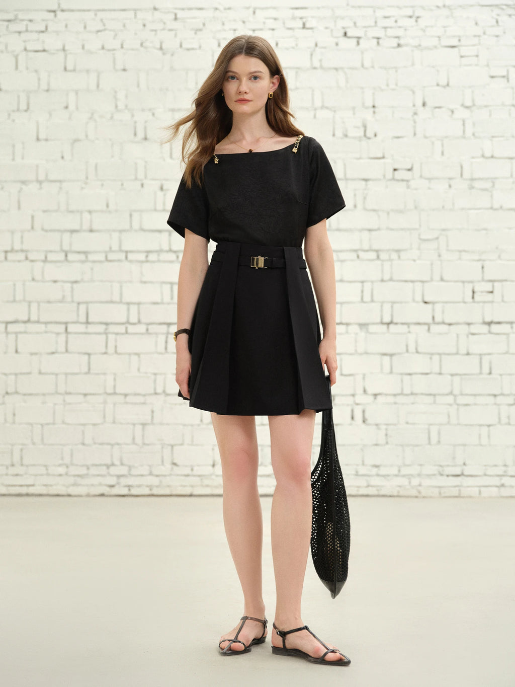 DUSHU 2025 Summer Plus-Size French-Inspired Textured Blouse - Elegant Black Top with Slimming Silhouette Tops 25DS82330