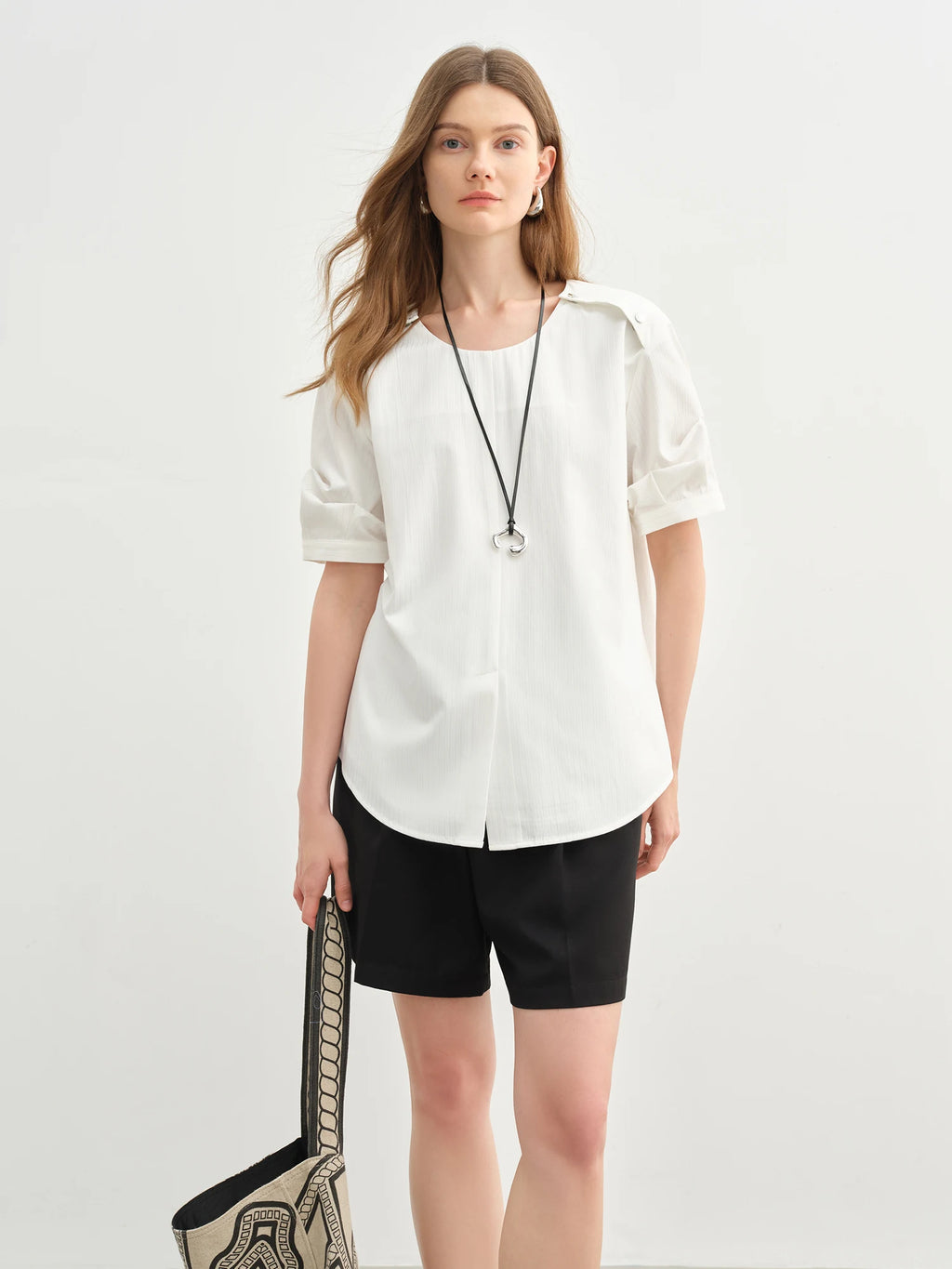DUSHU Minimalist Style White Shirt Summer 2025 New Arrival Fashion Commuter Elegant Temperament Short-sleeved Top 25DS82626