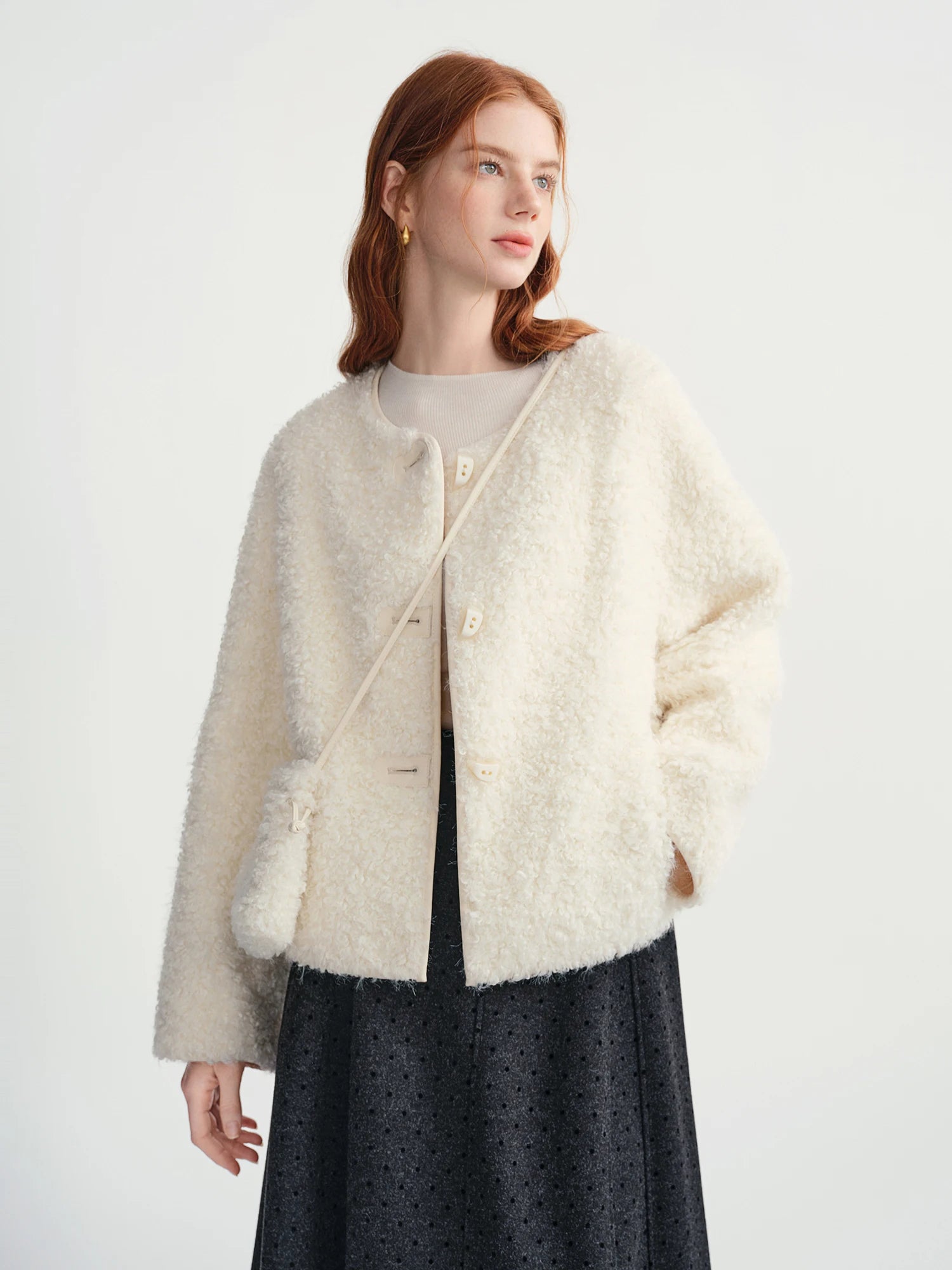 DUSHU 2025 Winter Women's Soft Faux Shearling Short Jacket Eco-Friendly Cropped Coat Vegan Leather Trench Vintage Outerwear