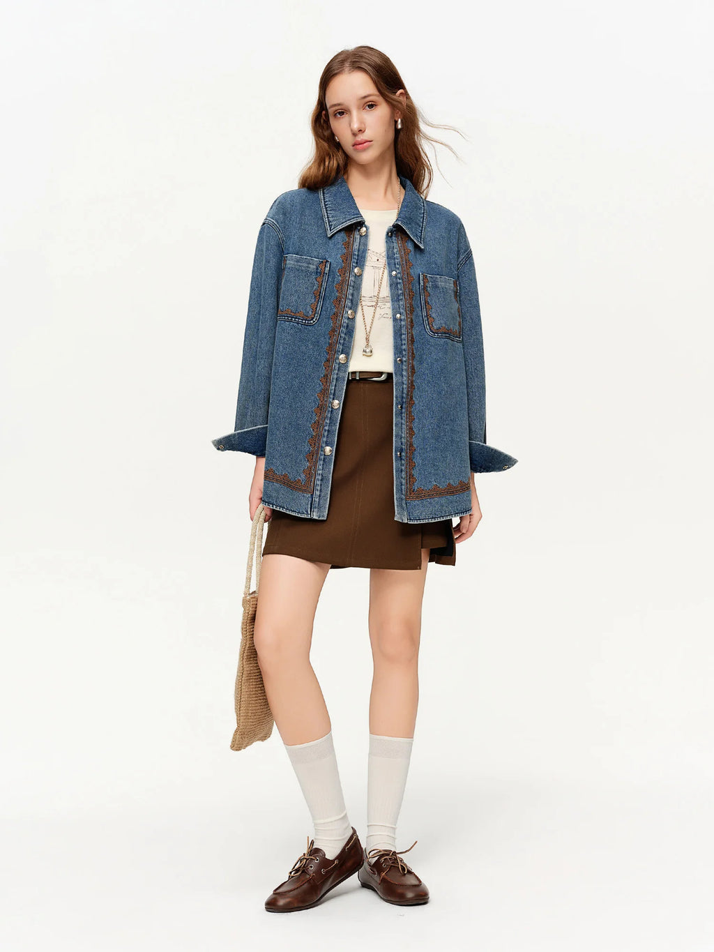 DUSHU Blue Contrast Embroidered Lace Denim Jacket 2026 Spring New Arrival Stylish Denim Outerwear Women Long Sleeved Cotton Coat