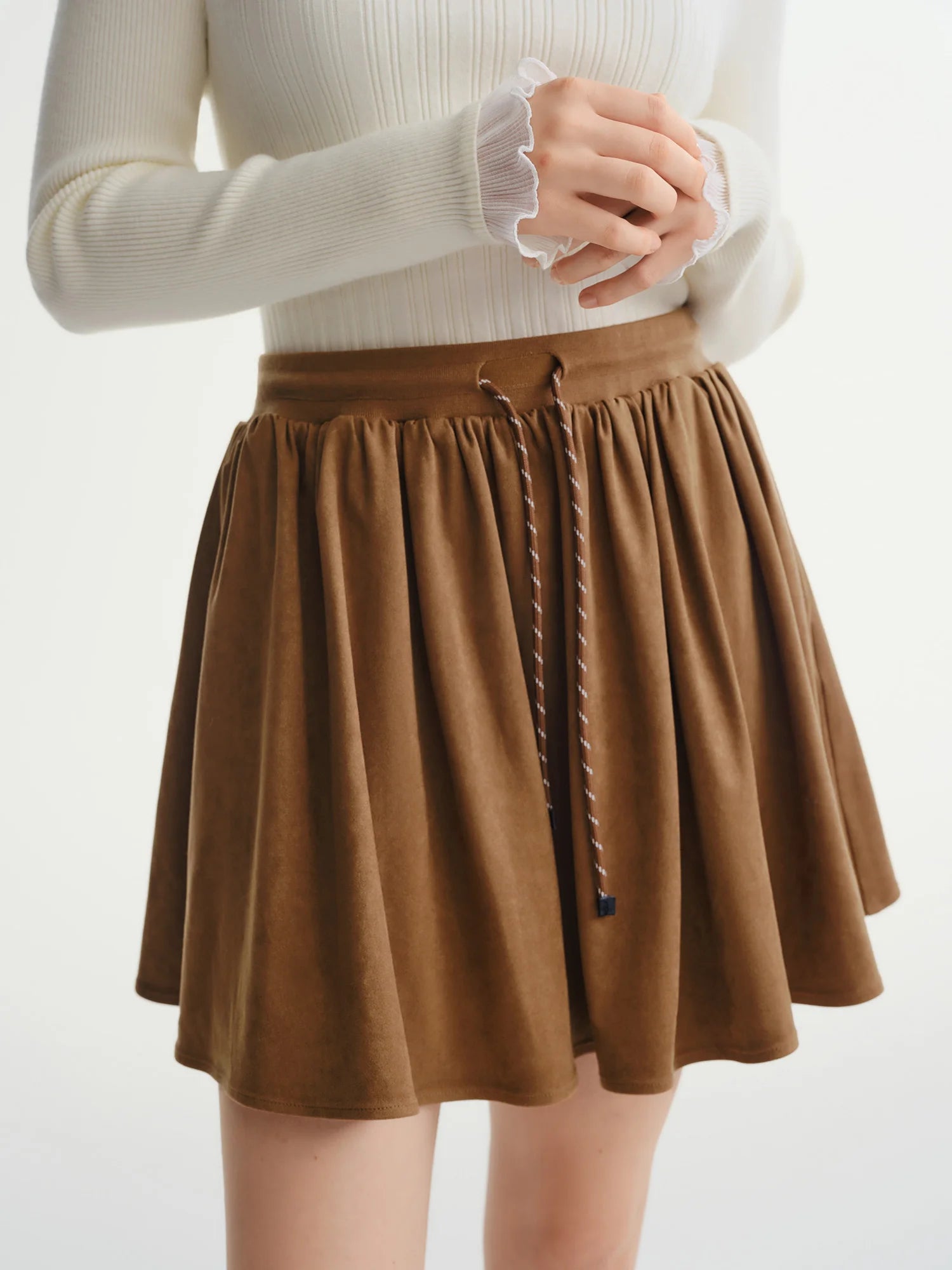 DUSHU Plus-Size Women 'Hazelnut Profiterole' Drawstring High Waisted Mini Skirt Stylish 2025 Winter Retro Slimming Half Skirt