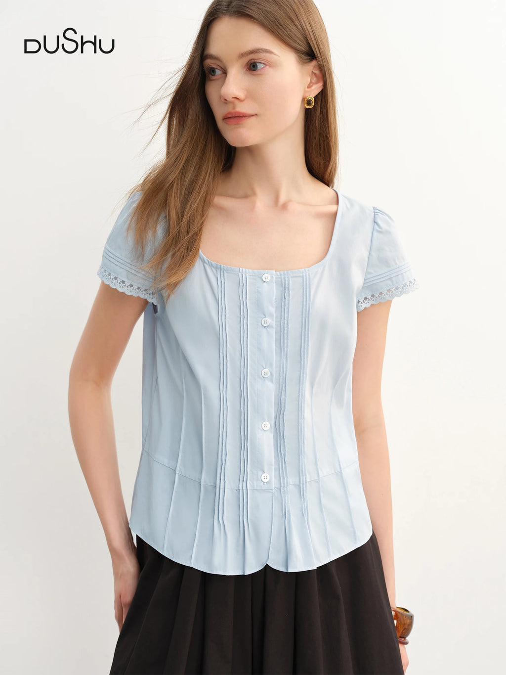 DUSHU French Style Square Collar Lace Stitching Pleated Blouse For Women 2025 Summer New Simple French Style Tops 25DS82821
