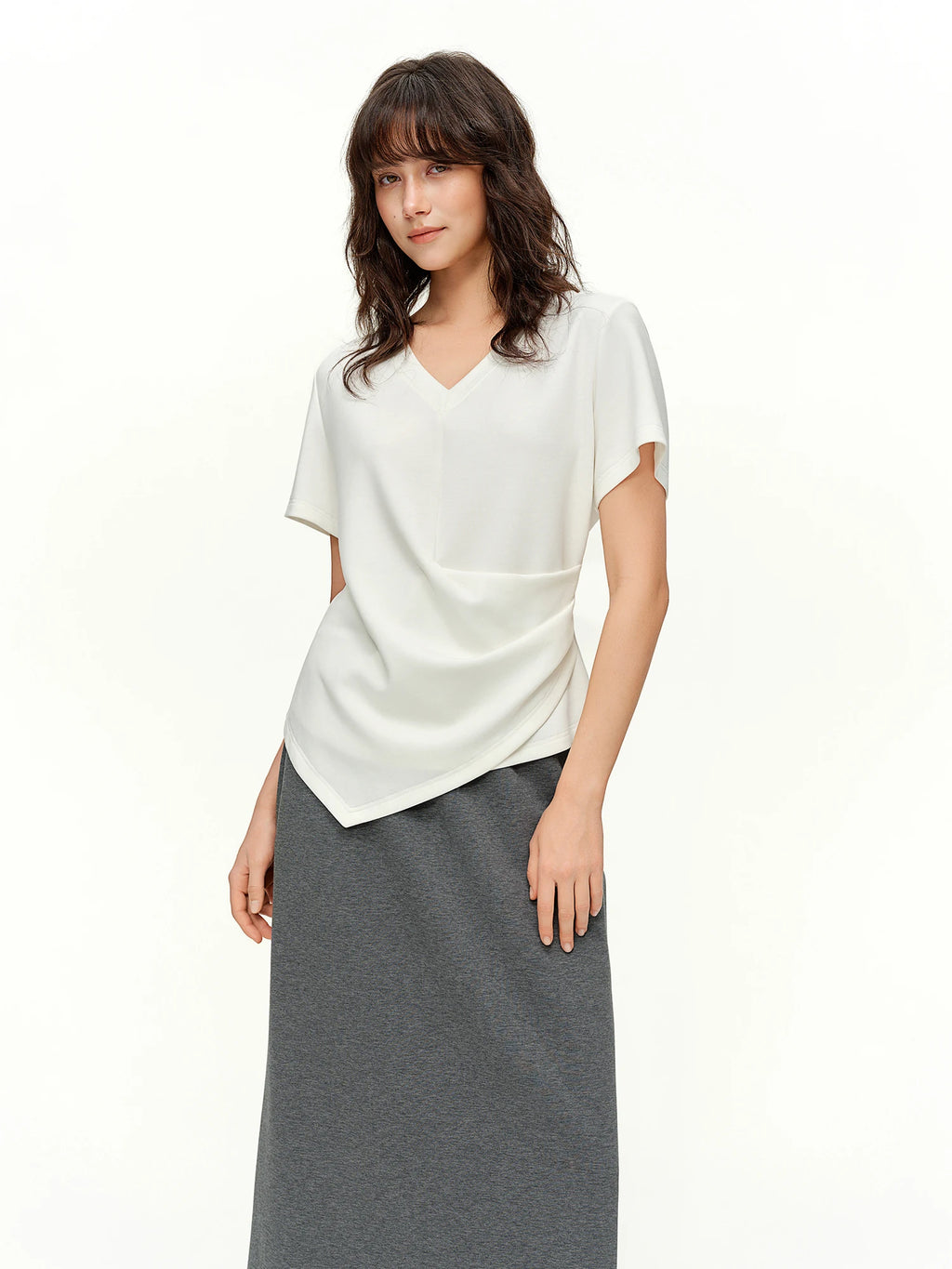 DUSHU Women's Pleated Waist-Defining Asymmetrical T-Shirt: 2026 Spring New Versatile Fitted Short Sleeve Top Essentials V-neck