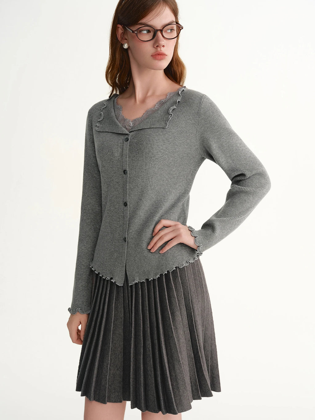 DUSHU【Lovely Christmas】2025 Plus Size Lace Trim Stand Collar Ribbed Knit Sweater Slimming Baselayer Turtleneck Elegant Blouse