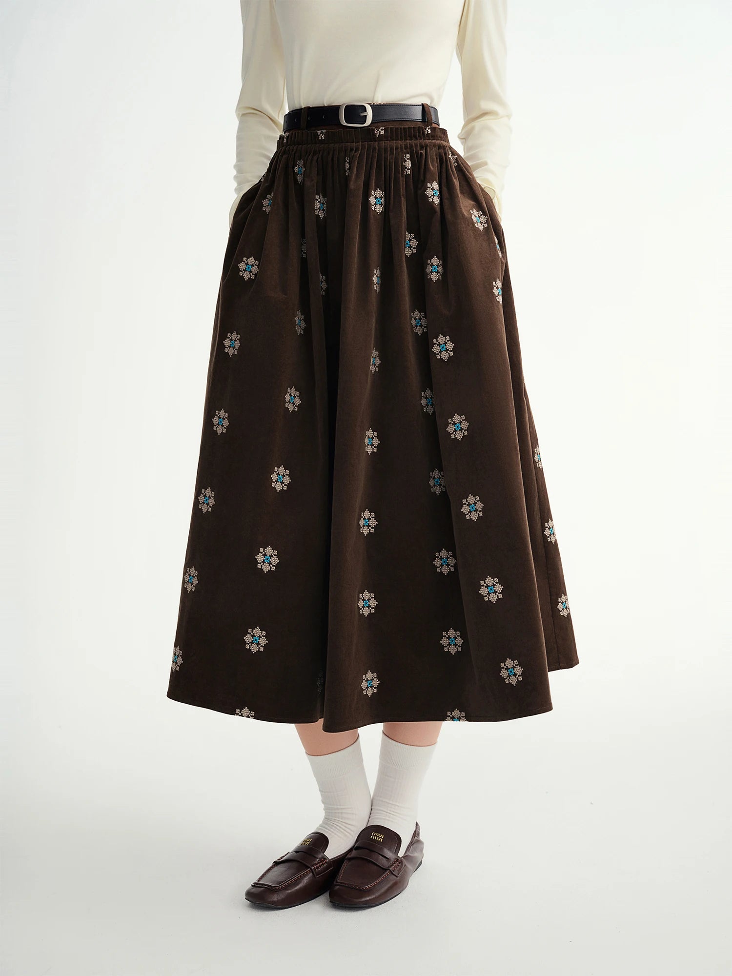 DUSHU Black Skirt Embroidered Retro Stretch Corduroy A-line Skirts Mid-calf Length Pleated Commuting Gothic Retro Elegant Ladies