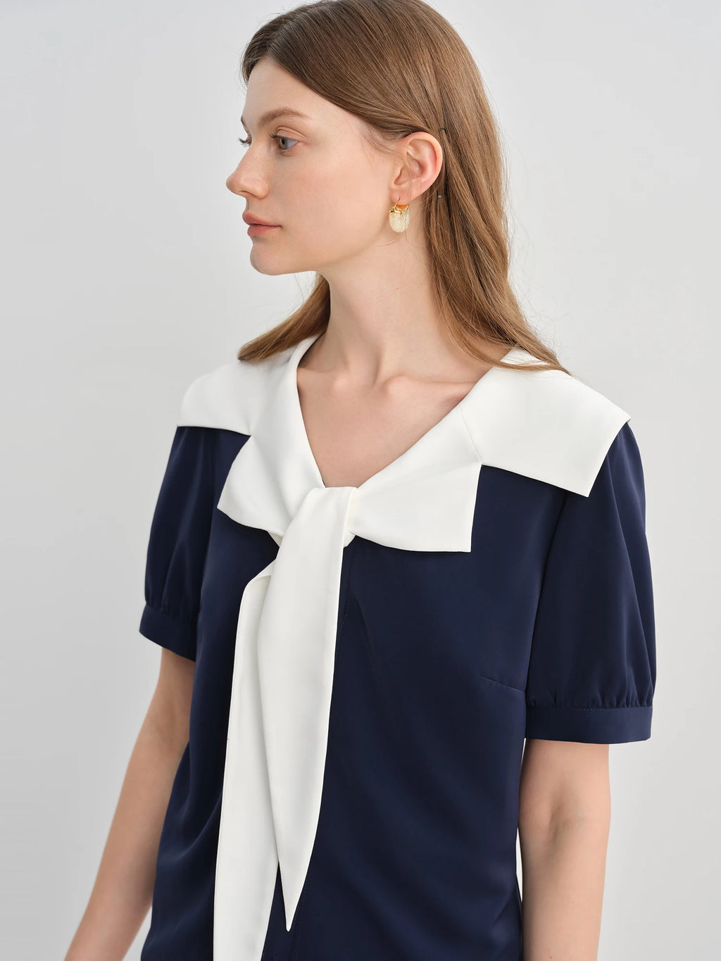 DUSHU Plus Size Women's Nautical Style Navy Collar Contrast Shirt 2025 Summer New Slim All-match Short-sleeved Top 25DS82363