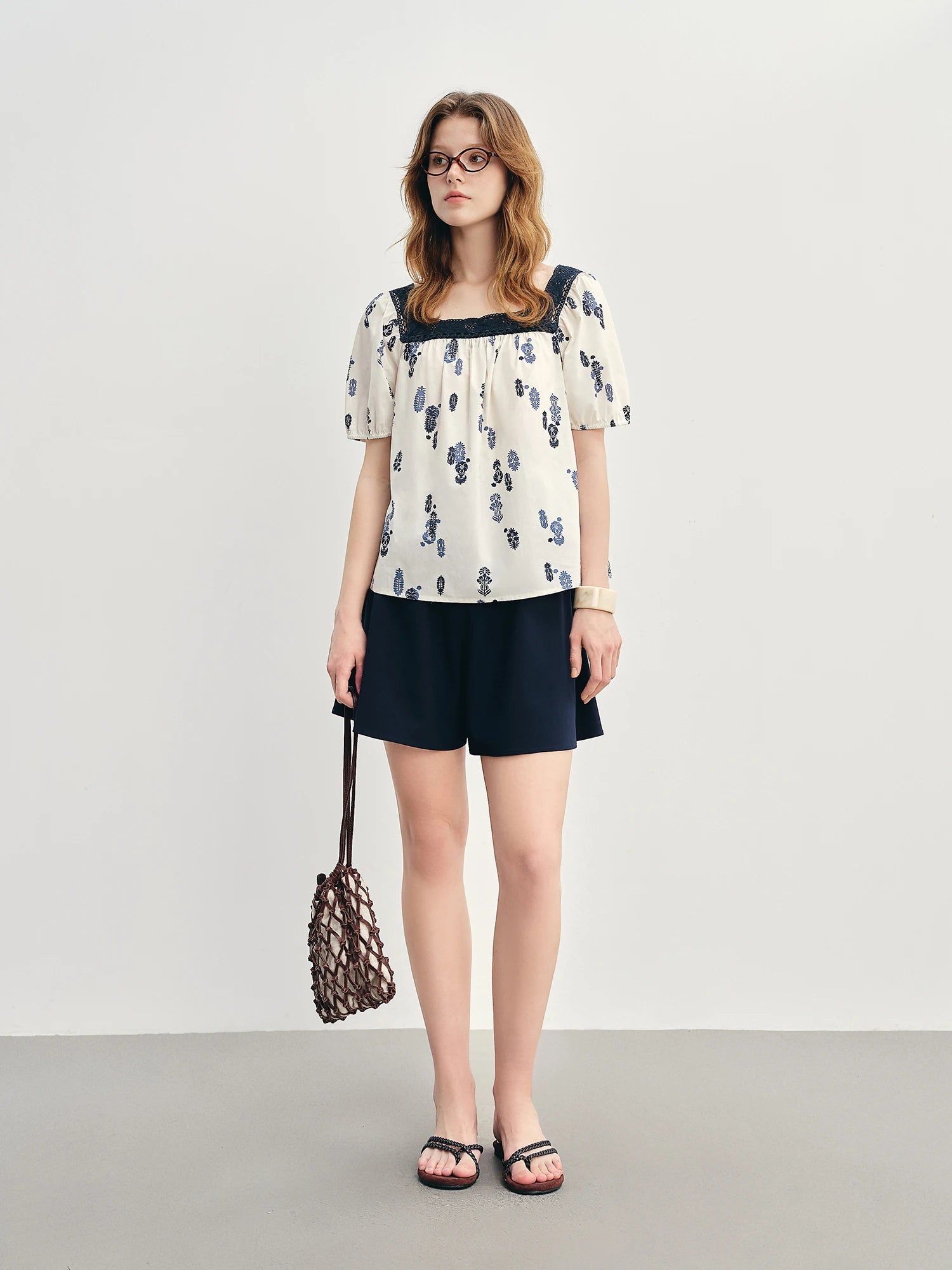 DUSHU Plus-Size Women's French Lace Square neckline Short Sleeve Blouse - 2025 Summer Collection Slimming Fit Blouse 25DS88035