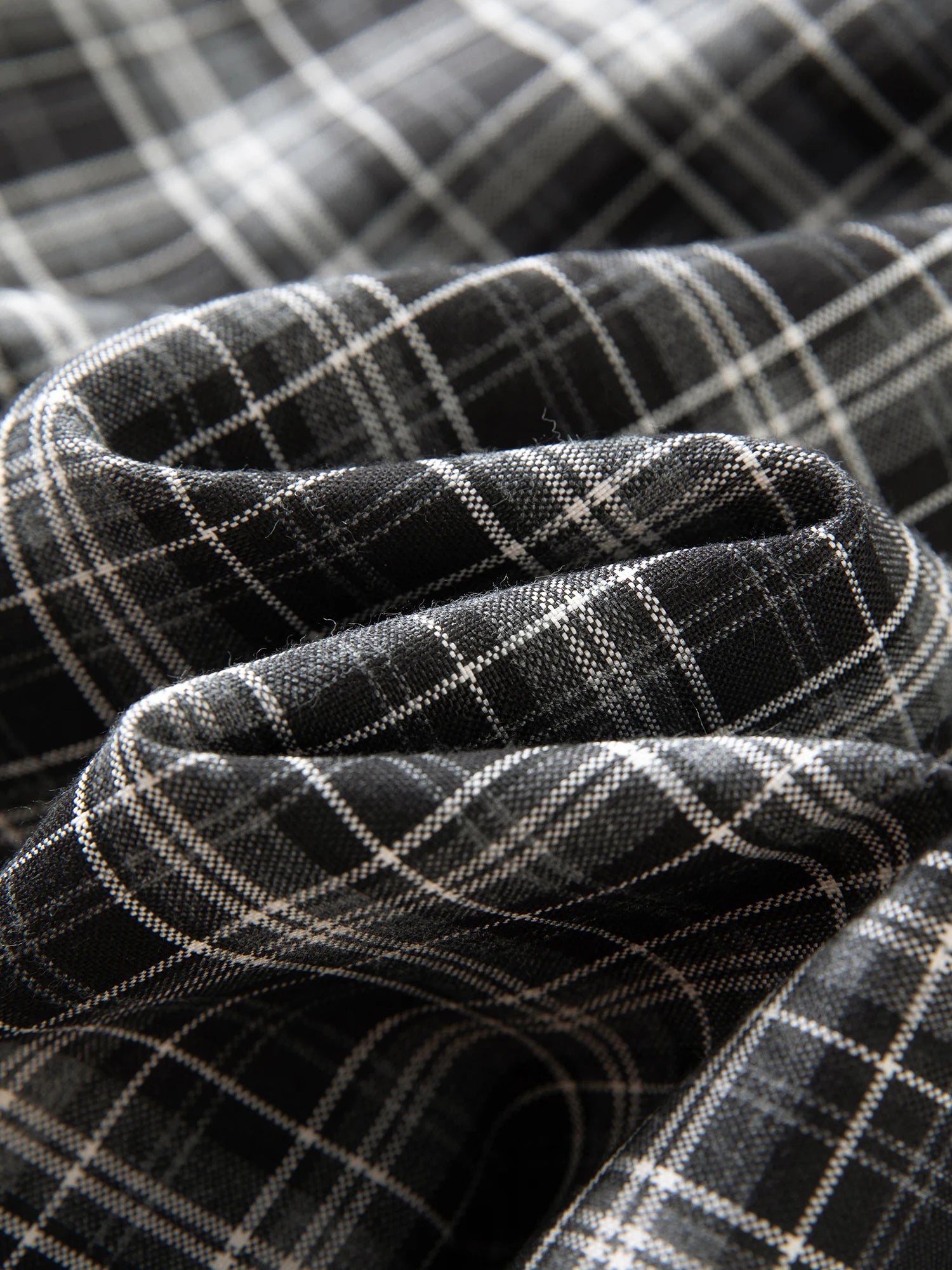 DUSHU Plus-Size Women's Vintage Black & White Color Clash Empire-Waisted A-Line Skirt - Summer 2025 New Arrival 25DS82773