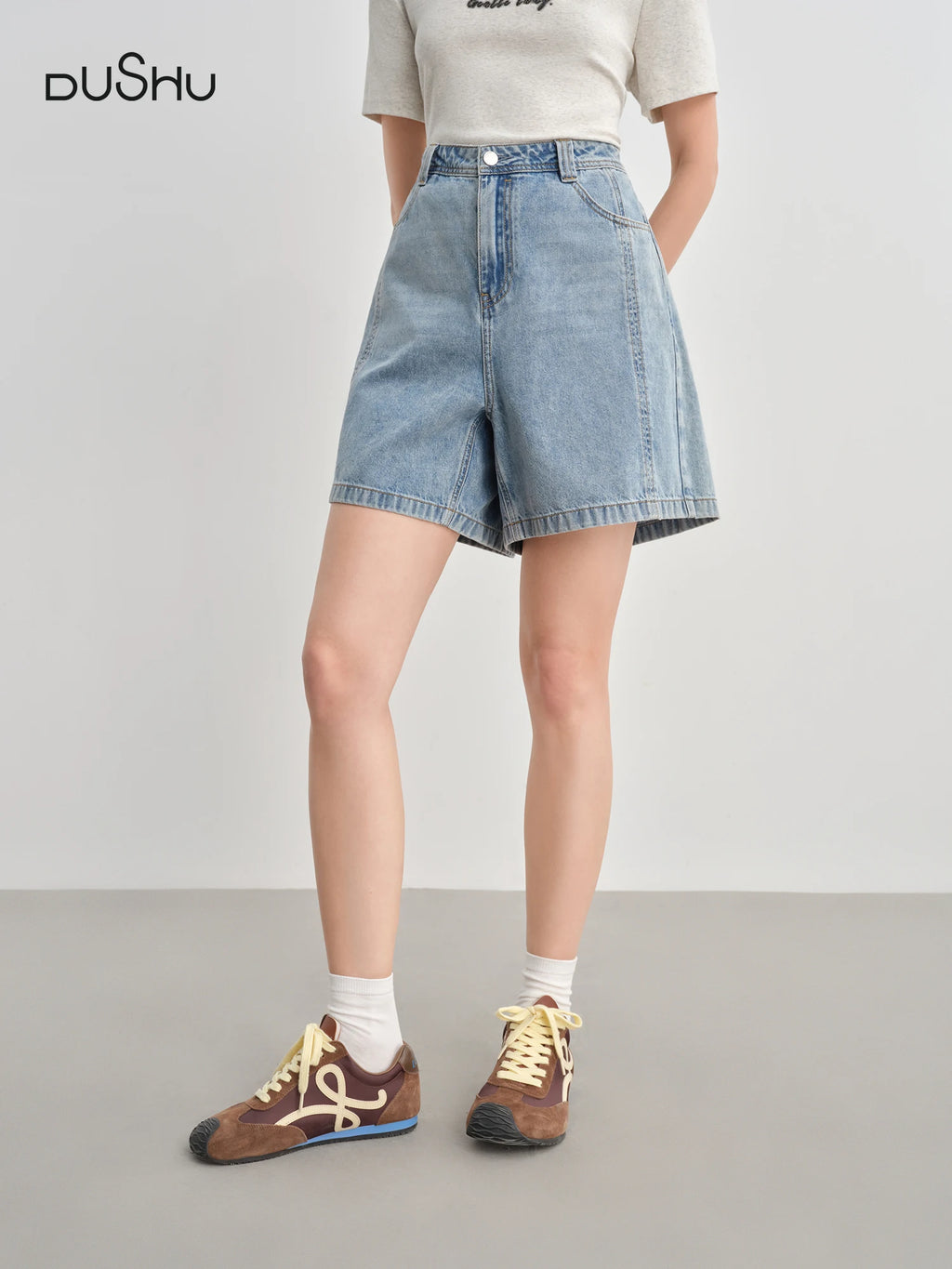 DUSHU Plus-Size Women's Soft Jeans Shorts - 2025 Summer New Arrival High-Waisted Slimming Casual Versatile Pants 25DS82296