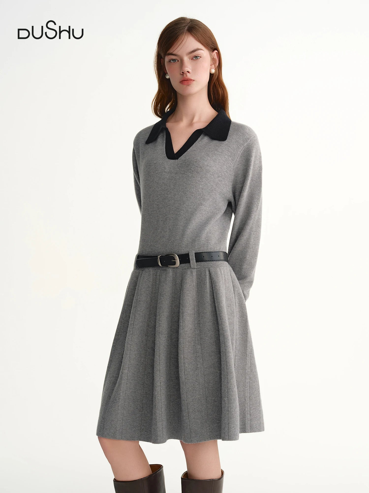 DUSHU Plus-Size Women's Elegant Sequence Bold Color Clash V-Neckline Deconstructed Knit Dress Winter 2025 New Arrival Grey Dress