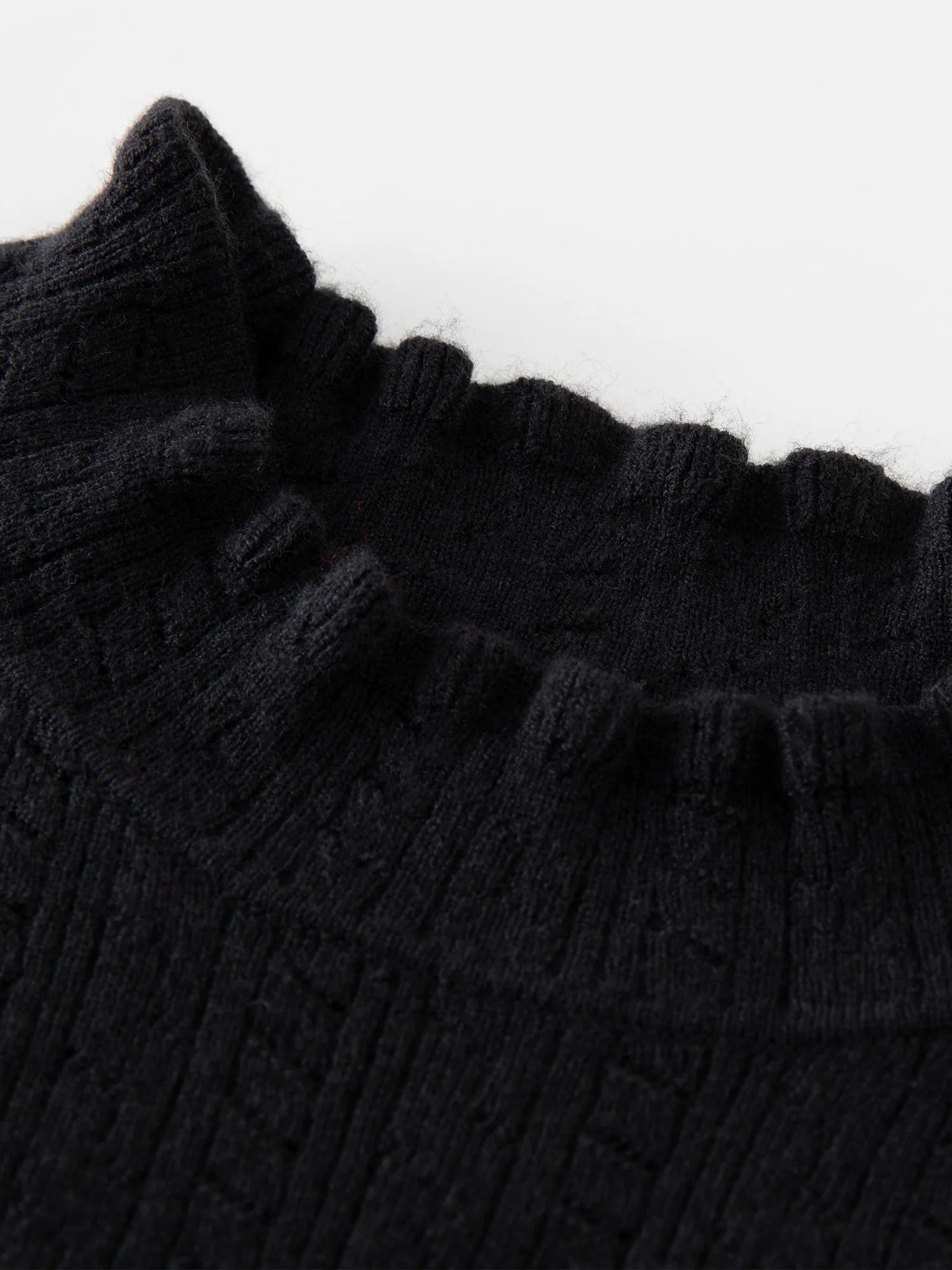 DUSHU Plus Size Knitted Black Dress 2024 Winter New Design Commuter Fashion Hepburn Style Dress Office Lady Outfit 24DS84230