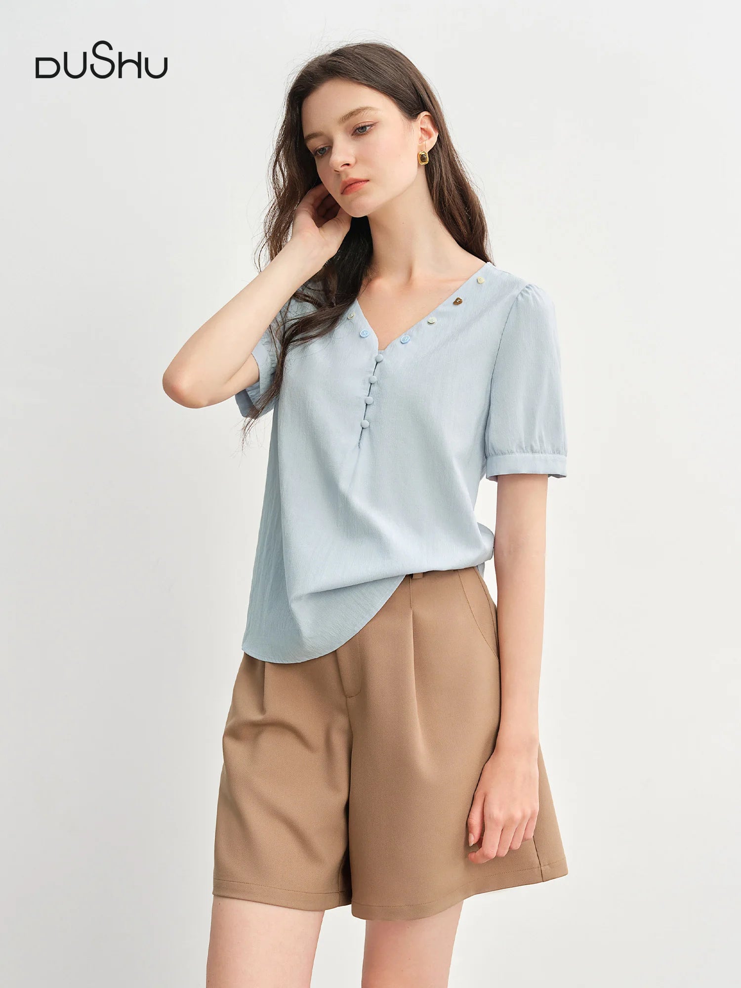 DUSHU Plus Size Women Colorful Button Decorations V-neck Blouse 2025 Summer New Arrival Fashionable Short Sleeve Shirt 25DS82907