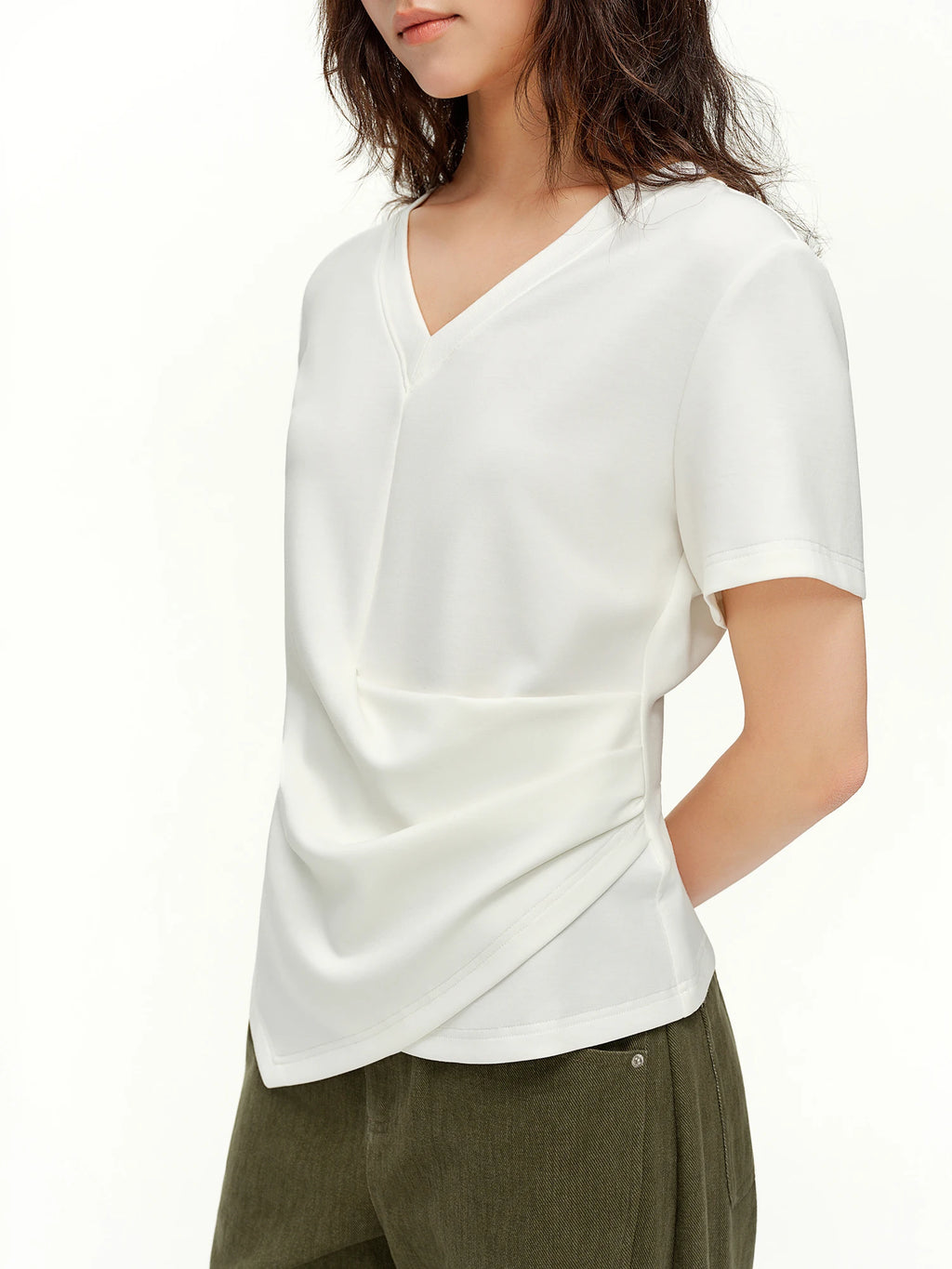 DUSHU Women's Pleated Waist-Defining Asymmetrical T-Shirt: 2026 Spring New Versatile Fitted Short Sleeve Top Essentials V-neck