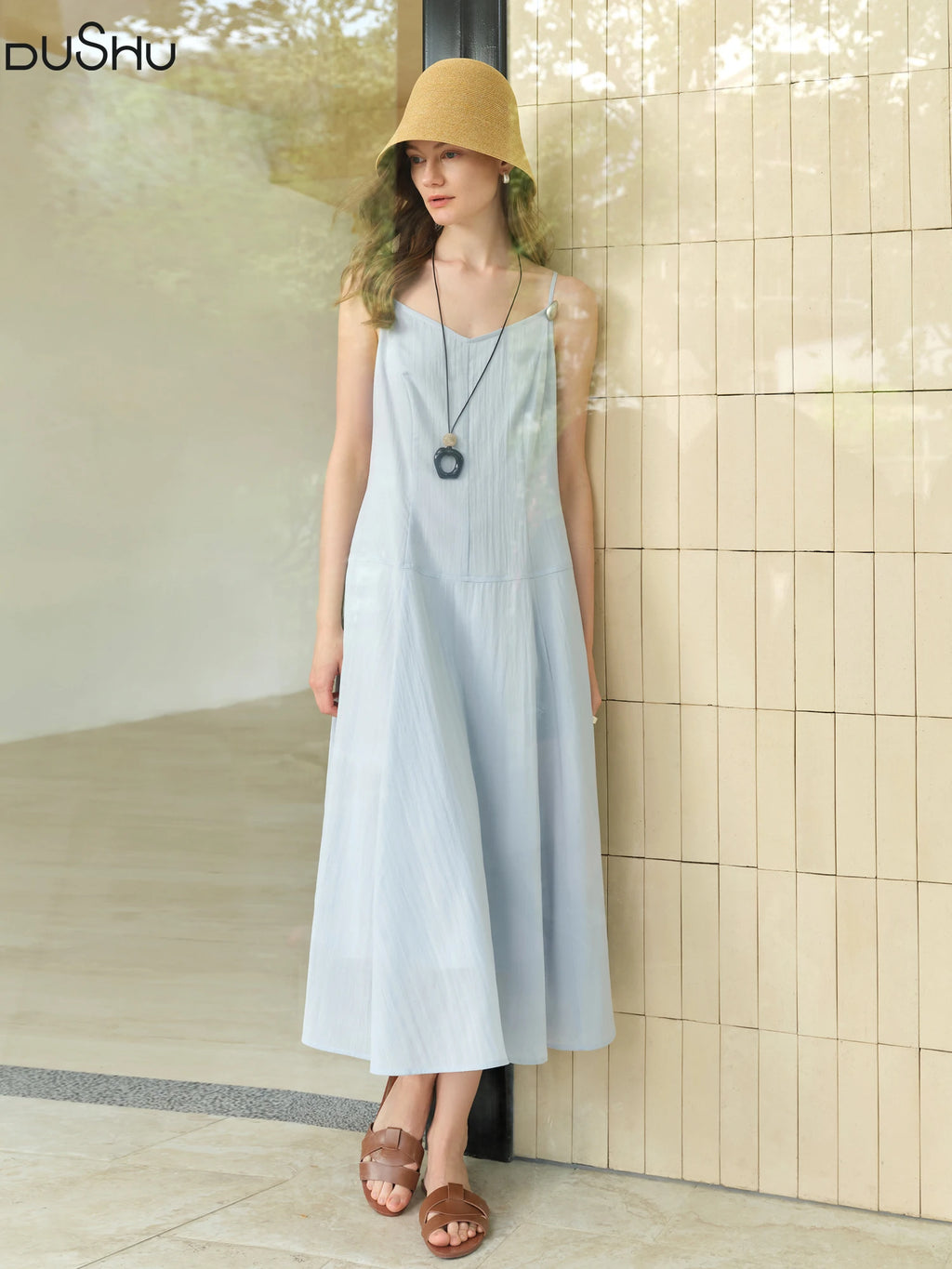 DUSHU Plus Size French V-neck Water Drop Metal Buckle Suspender Dress 2025 Summer New Temperament Dress 25DS82435