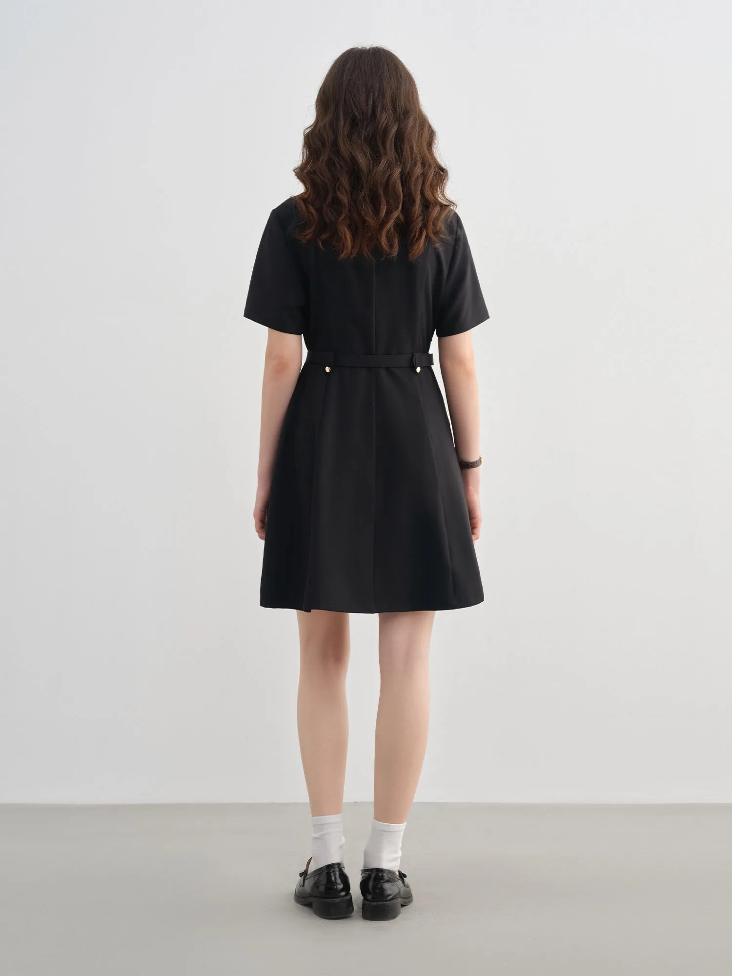 DUSHU Plus-Size Women's Hepburn-Inspired Mid-Length Smart Urban Suit Dress - 2025 Summer New Collection Black Dress 25DS82163