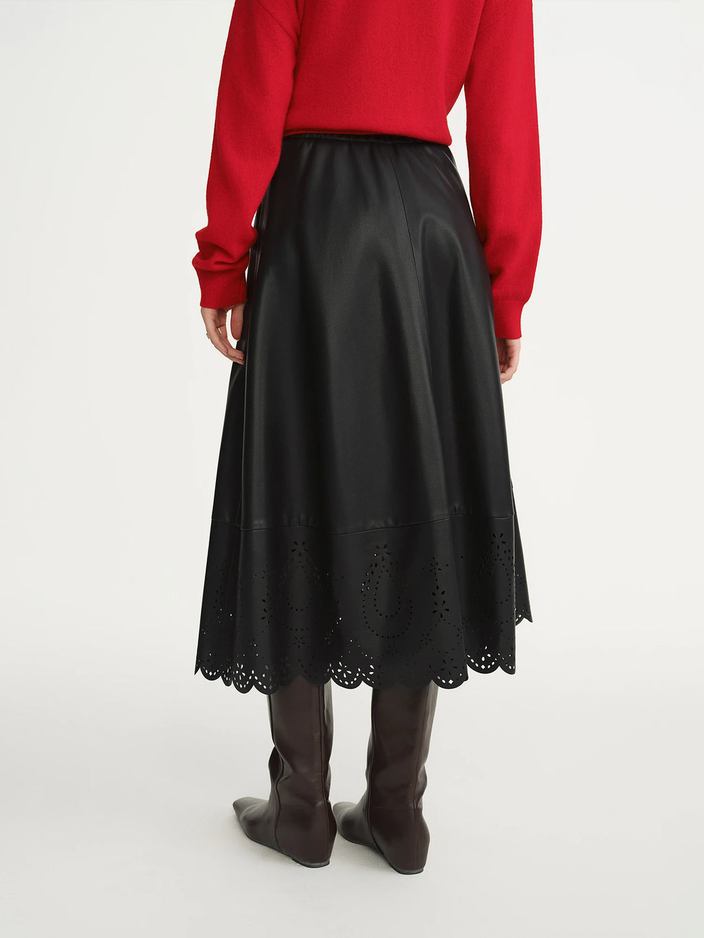 DUSHU Plus Size Women's Winter 2025 New Arrival Openwork Flower Shadow Leather Skirt with Elastic Waist and Carved Flower Design
