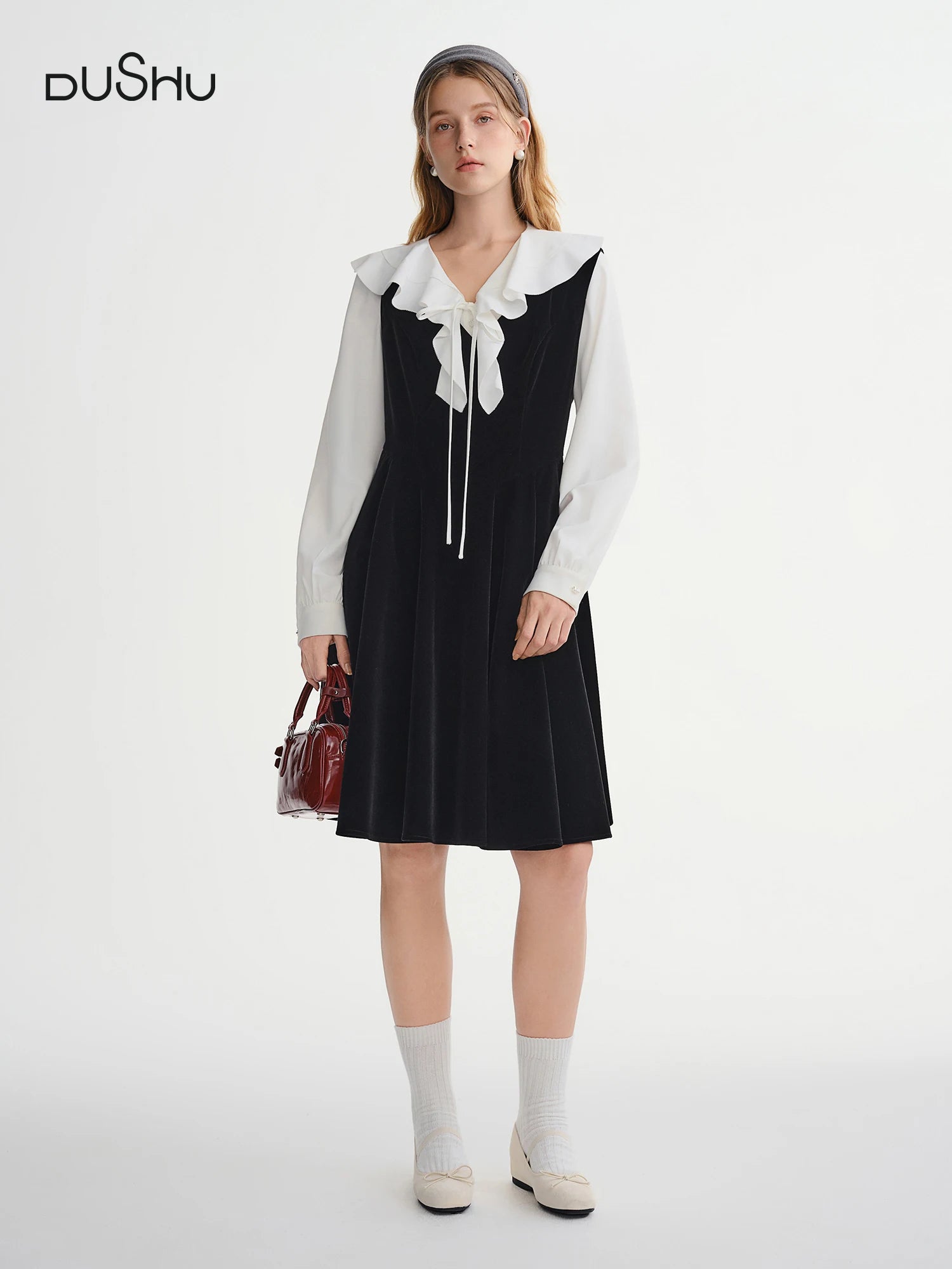 DUSHU Stylish Plus-Size Flowing Velvet Waist defining Vest Design Dress - Autumn/Winter Deep V-Neck Sleeveless 2025 Winter New