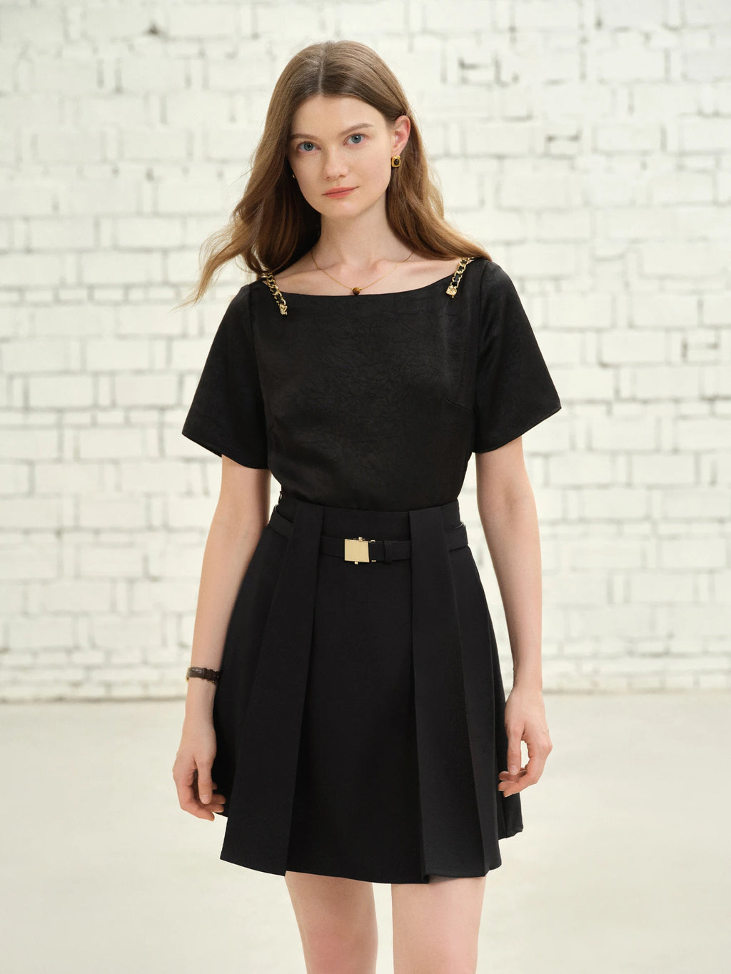 DUSHU 2025 Summer Plus-Size French-Inspired Textured Blouse - Elegant Black Top with Slimming Silhouette Tops 25DS82330