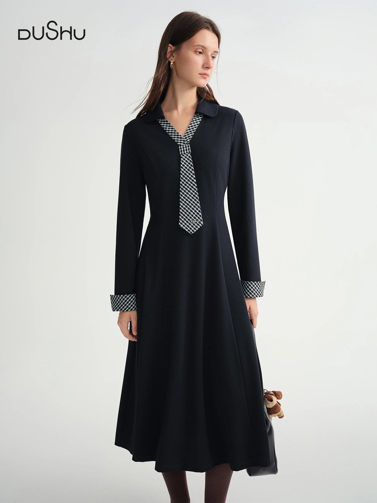 DUSHU 2025 Fall Winter Women's Plaid Tie-Neck Dress with Asymmetric Panel Design, Vintage Grid Pattern Collarless Shift Dress