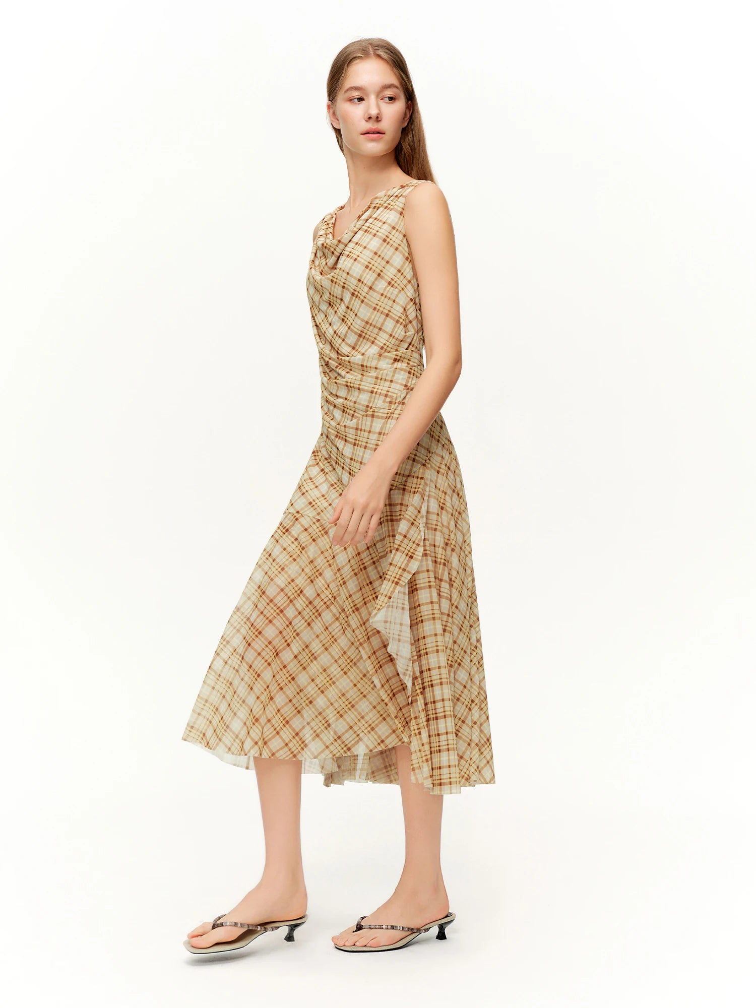 DUSHU Brown Retro Plaid Mesh Vest Dresses Women 2026 Spring New Arrival Resort Style Maxi Sundress Holiday Romantic Urban Style