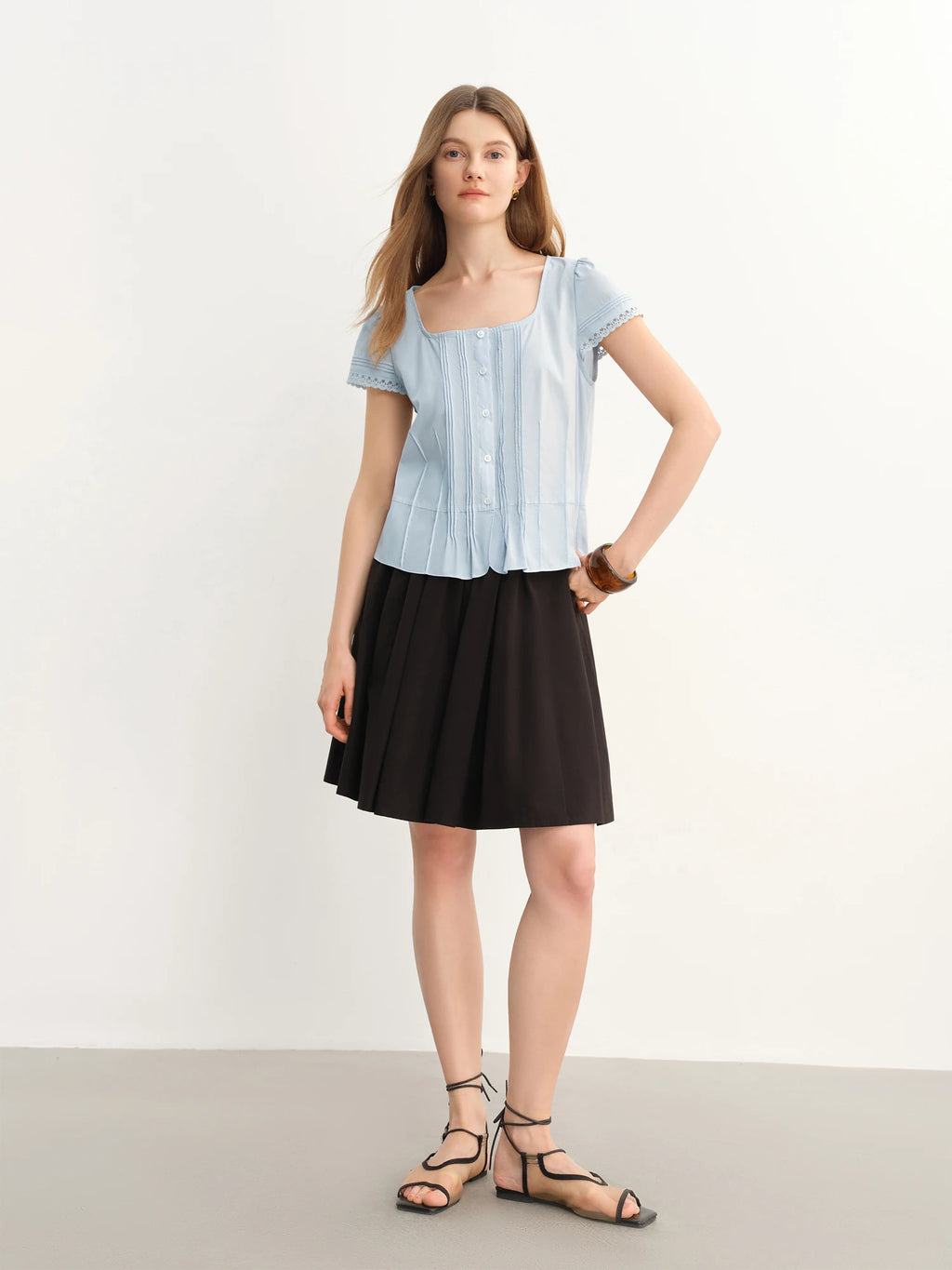 DUSHU French Style Square Collar Lace Stitching Pleated Blouse For Women 2025 Summer New Simple French Style Tops 25DS82821