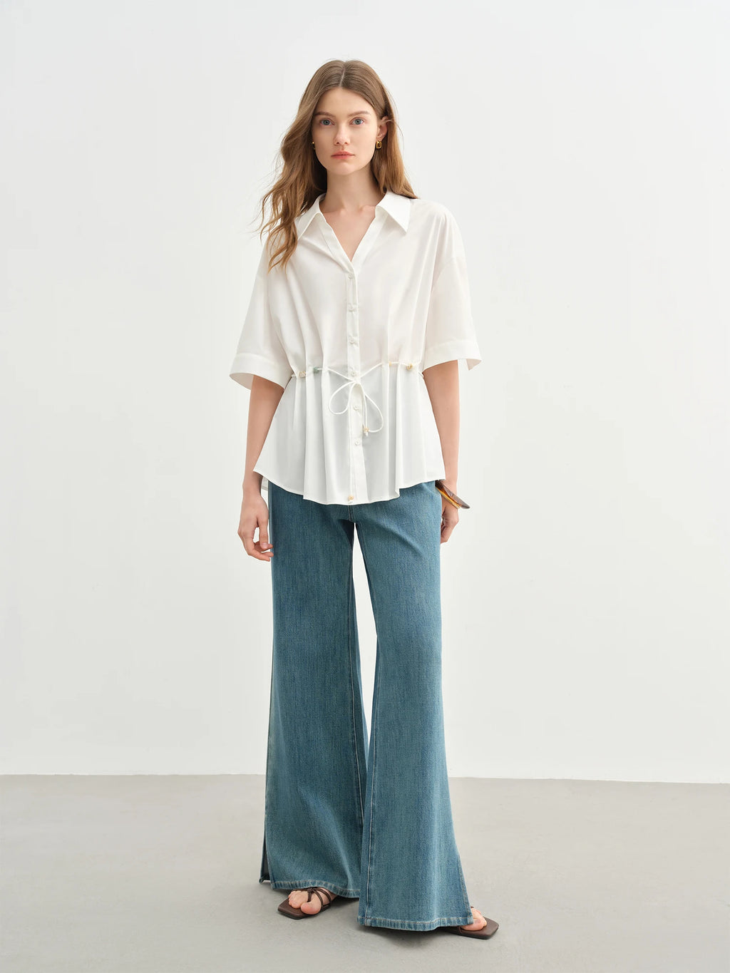 DUSHU Beaded Lace-up Pinched Pleated V-neck Shirt 2025 Summer New Commuter Temperament Top 25DS82696