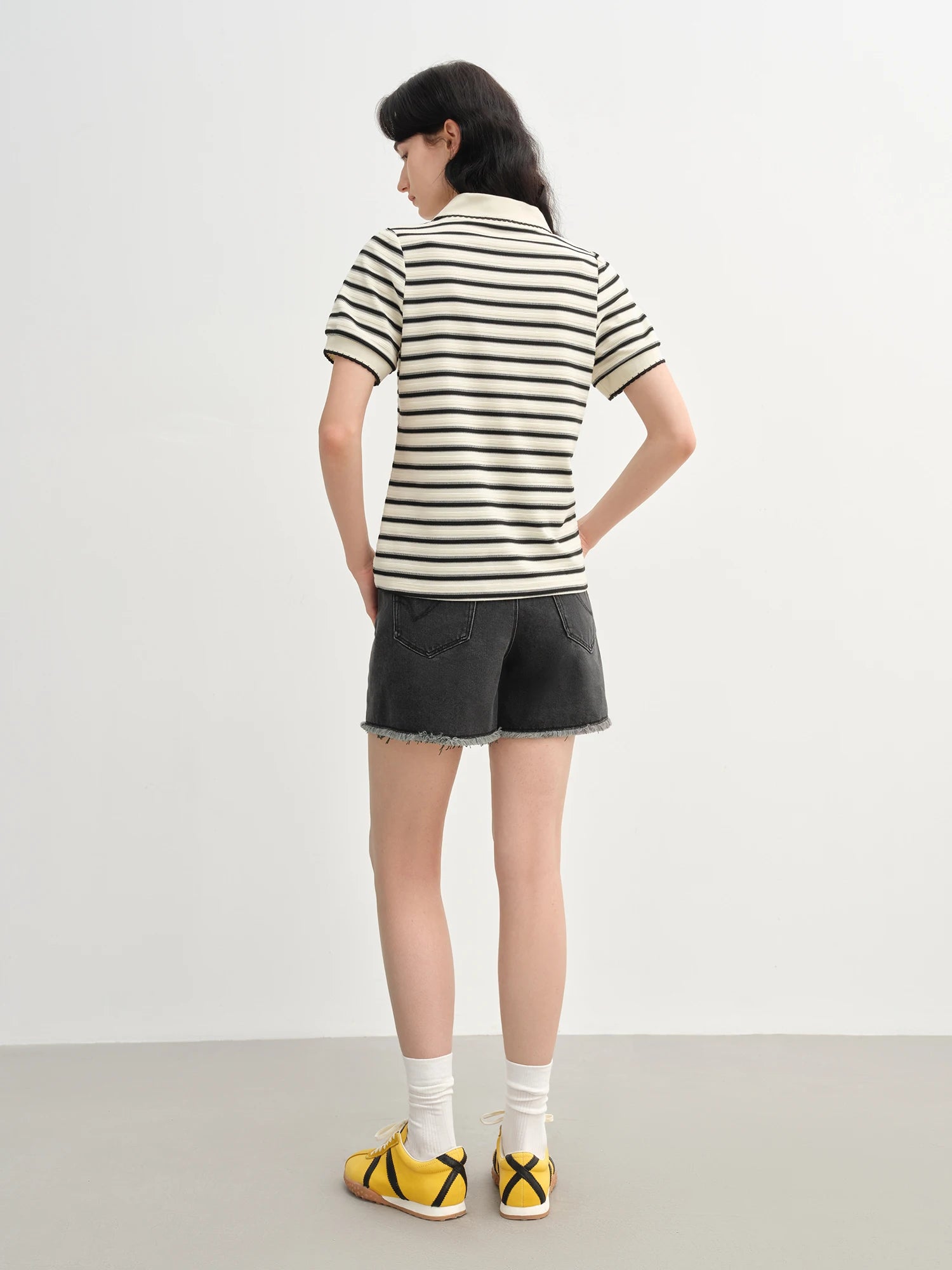 DUSHU 2025 Summer Women's Striped Knit Top - Button Collar Office Chic & Breathable Casual Versatility Casual T-Shirts 25DS82715
