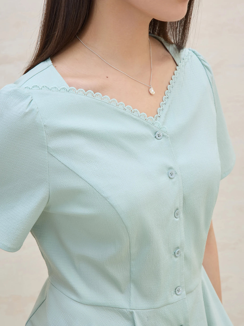 DUSHU 2025 Summer Women's Scalloped Collar A-Line Blouse - Flattering Waist & Versatile Office to Casual Styling 25DS82234