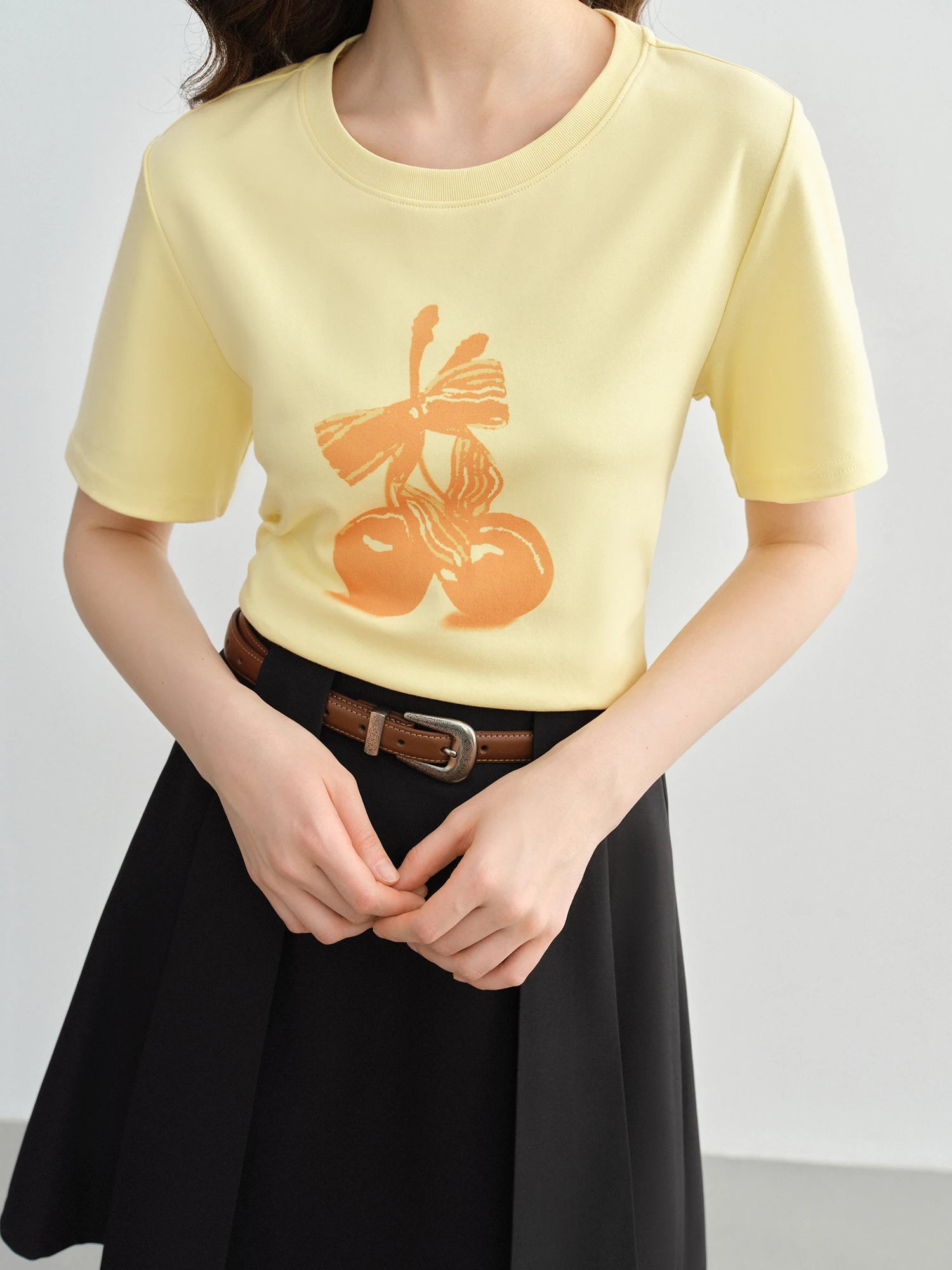 DUSHU Plus Size Cooling and Antibacterial Lyocell T-Shirt with Shoulder-Enhancing Design Slimming and Printed Top for 25DS82301