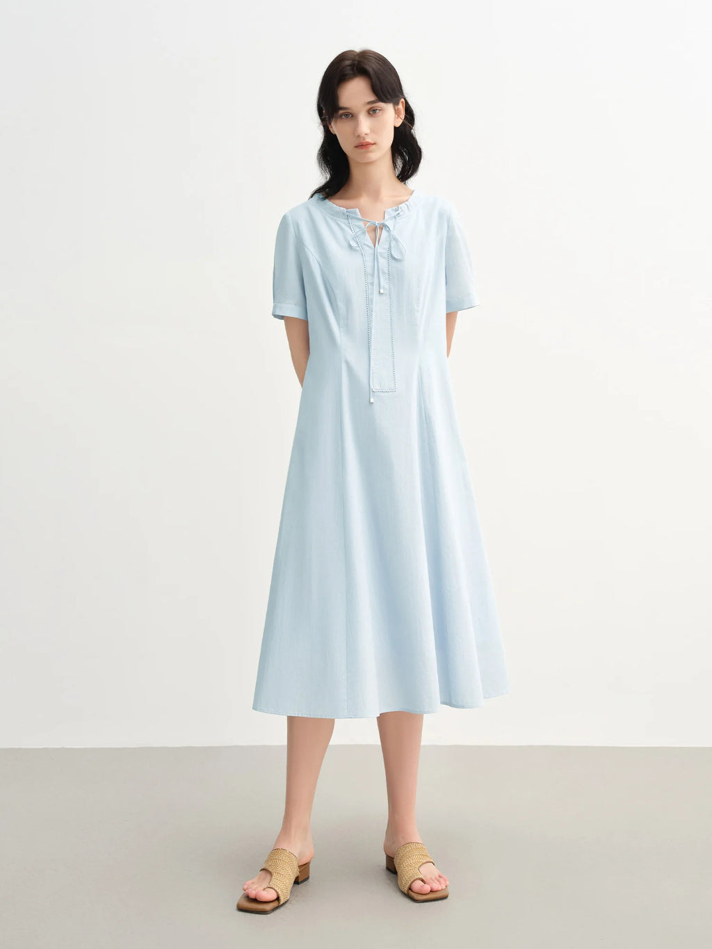 DUSHU Minimalism Style Women Daily Commuting Dress 2025 Summer New Fashion Temperament French Style Long Dress 25DS82454