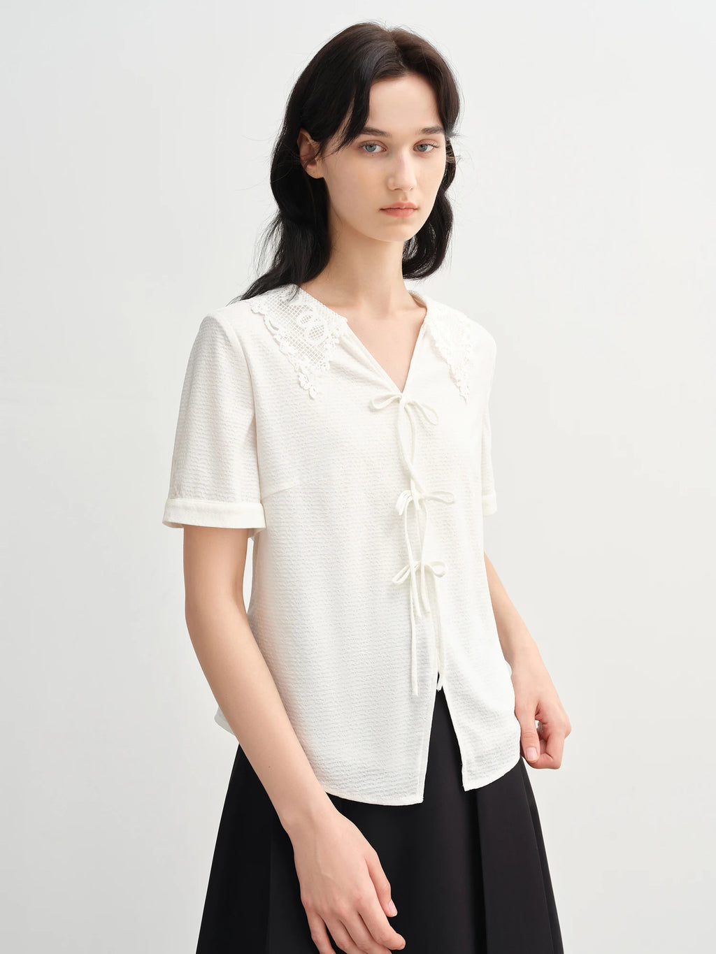 DUSHU Lace Stitching Hollow Shirt Collar Short-sleeved Shirt For Women 2025 Summer New Arrival Commuter Fashion Shirt 25DS82513