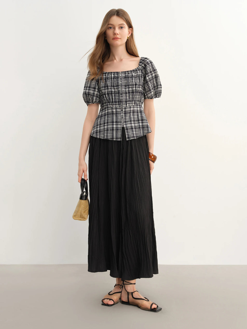 DUSHU 2025 Summer Women's Curve-Sculpting Square Neck Blouse - Contrast Checkerboard & Breathable Knit for Versatile Styling