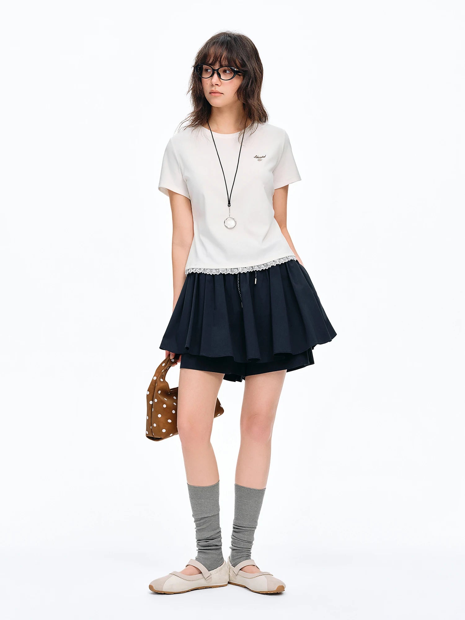 DUSHU Short-sleeved Slim-fit T-shirt New Summer 2026 Style Simple and Slimming Round Neck Top Basics Lace Design Ins Soft