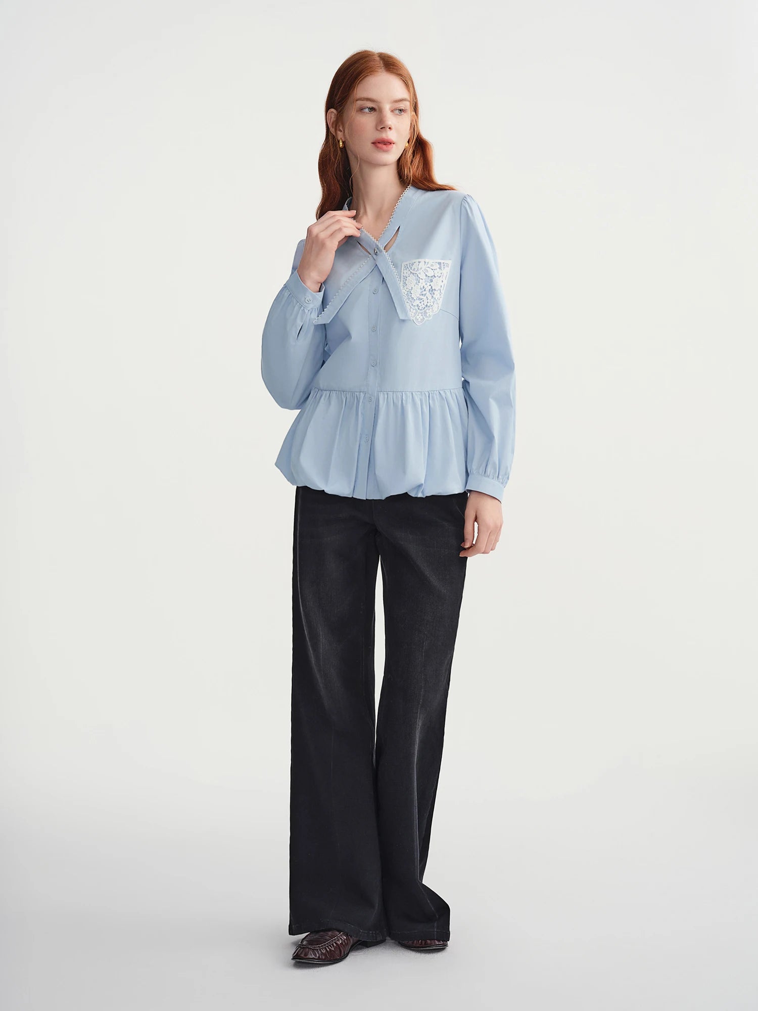 DUSHU Plus-Size Women's Relaxed Lace Collar French-Style Shirt with Subtle Design and Lace Patch Pocket 2025 Winter New Arrival