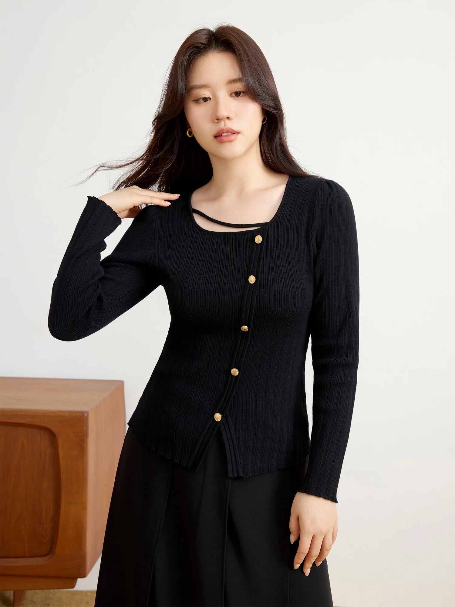 DUSHU Women's Elegant Style Oblique Collar Slit Wool Sweater 2025 Spring New Fashion Versatile Casual Inner Chic Top 25DS81116