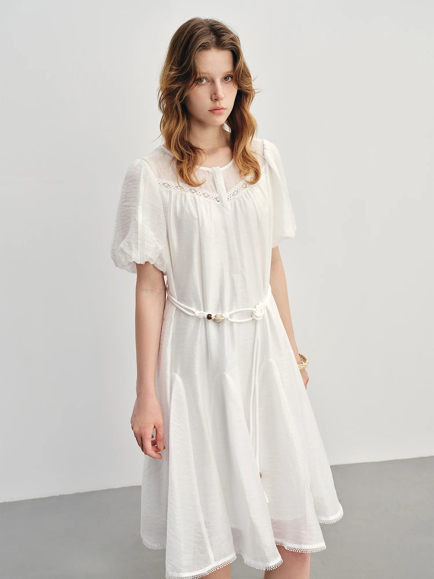 DUSHU French Romantic Dress 2025 Summer Simple Temperament Hollow Fashion Waist Slimming Dress 25DS88034