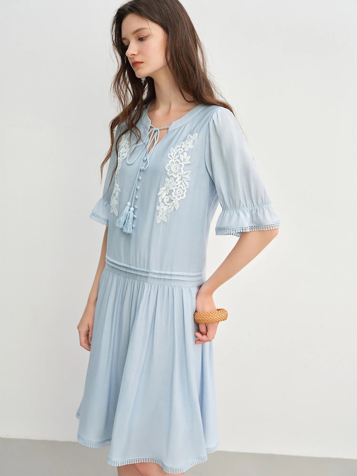 DUSHU Tassel Strap Embroidered Dress 2025 Summer New Arrival Midi Dress 25DS82898