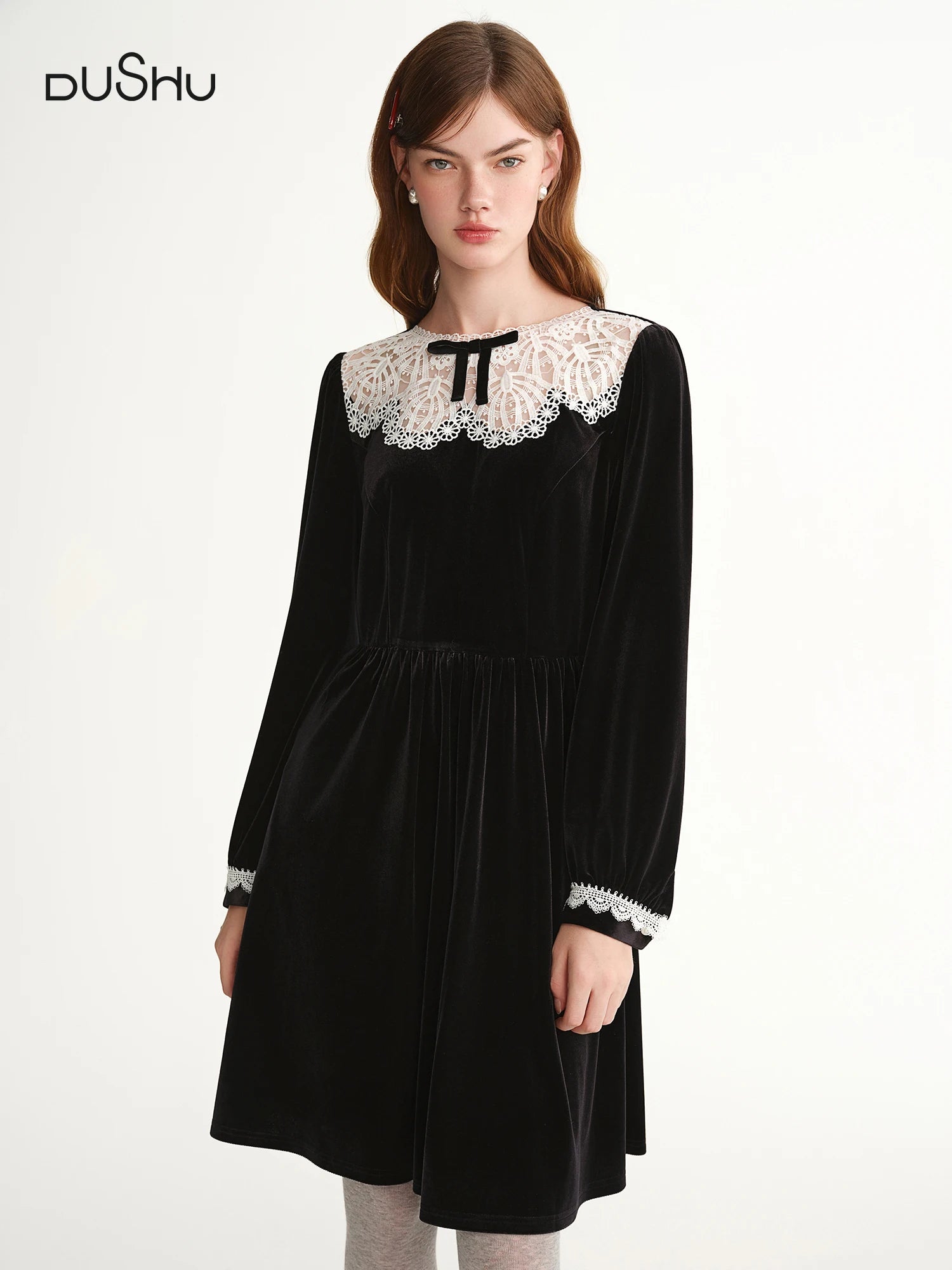 DUSHU Elegant Plus-Size Women's Black Swan Velvet Evening Dress with Lace Trim neckline Winter 2025 New Arrival Slimming Dress