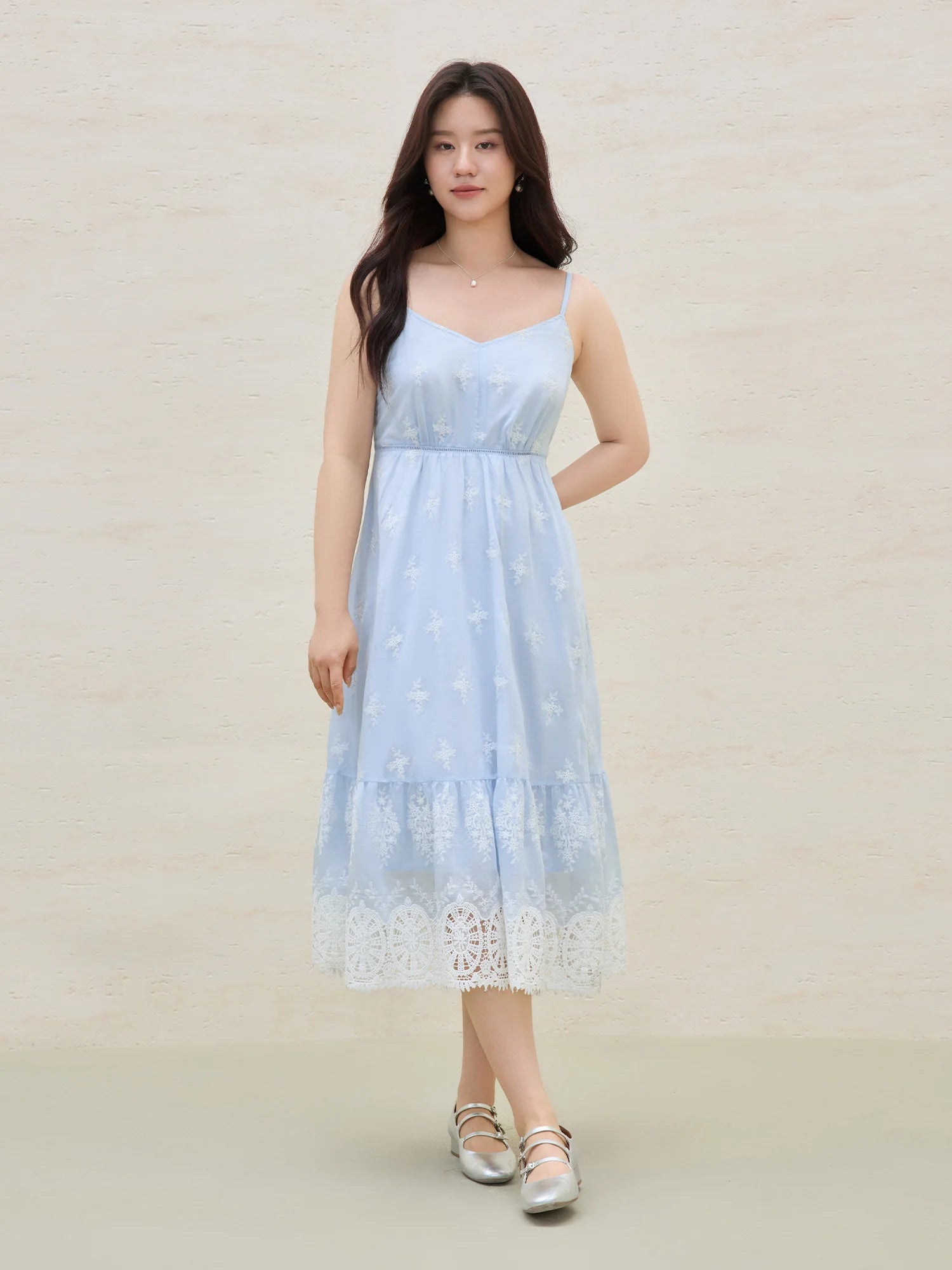 DUSHU Plus Size Holiday Season Seaside Hollow Embroidery Strappy Dress 2025 Summer New Arrival Embroidered Blue Dress 25DS82192