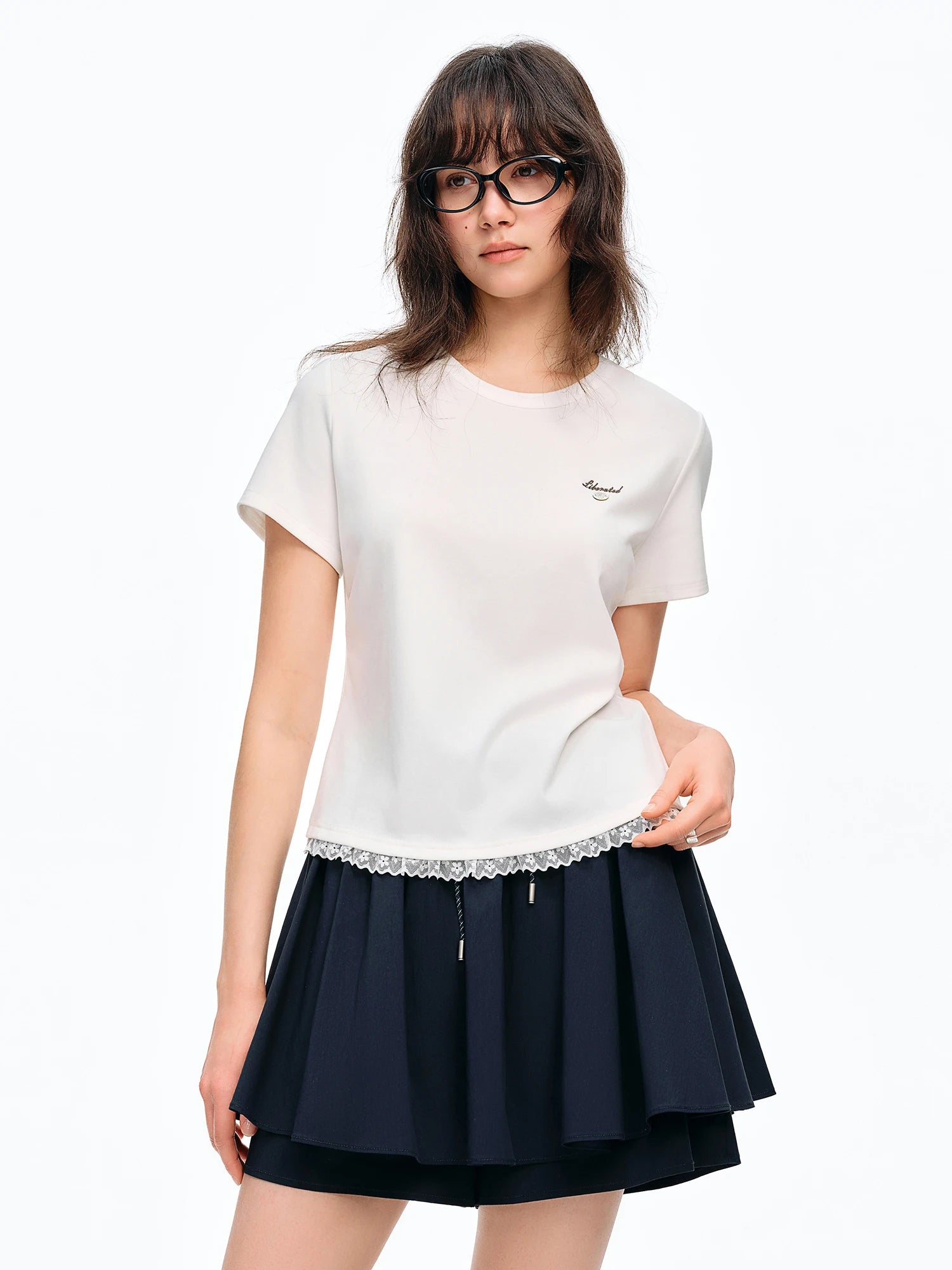 DUSHU Short-sleeved Slim-fit T-shirt New Summer 2026 Style Simple and Slimming Round Neck Top Basics Lace Design Ins Soft