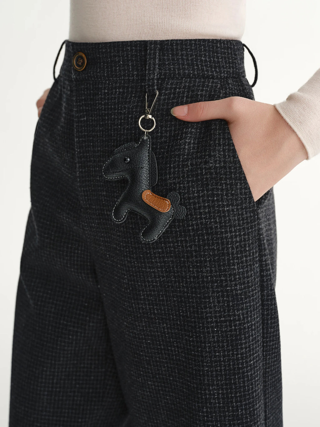 DUSHU Plus-Size Gray Wool Blend Fine Check Cropped Casual Pants 2025 Winter High-Waisted Calf-length Straight British Style
