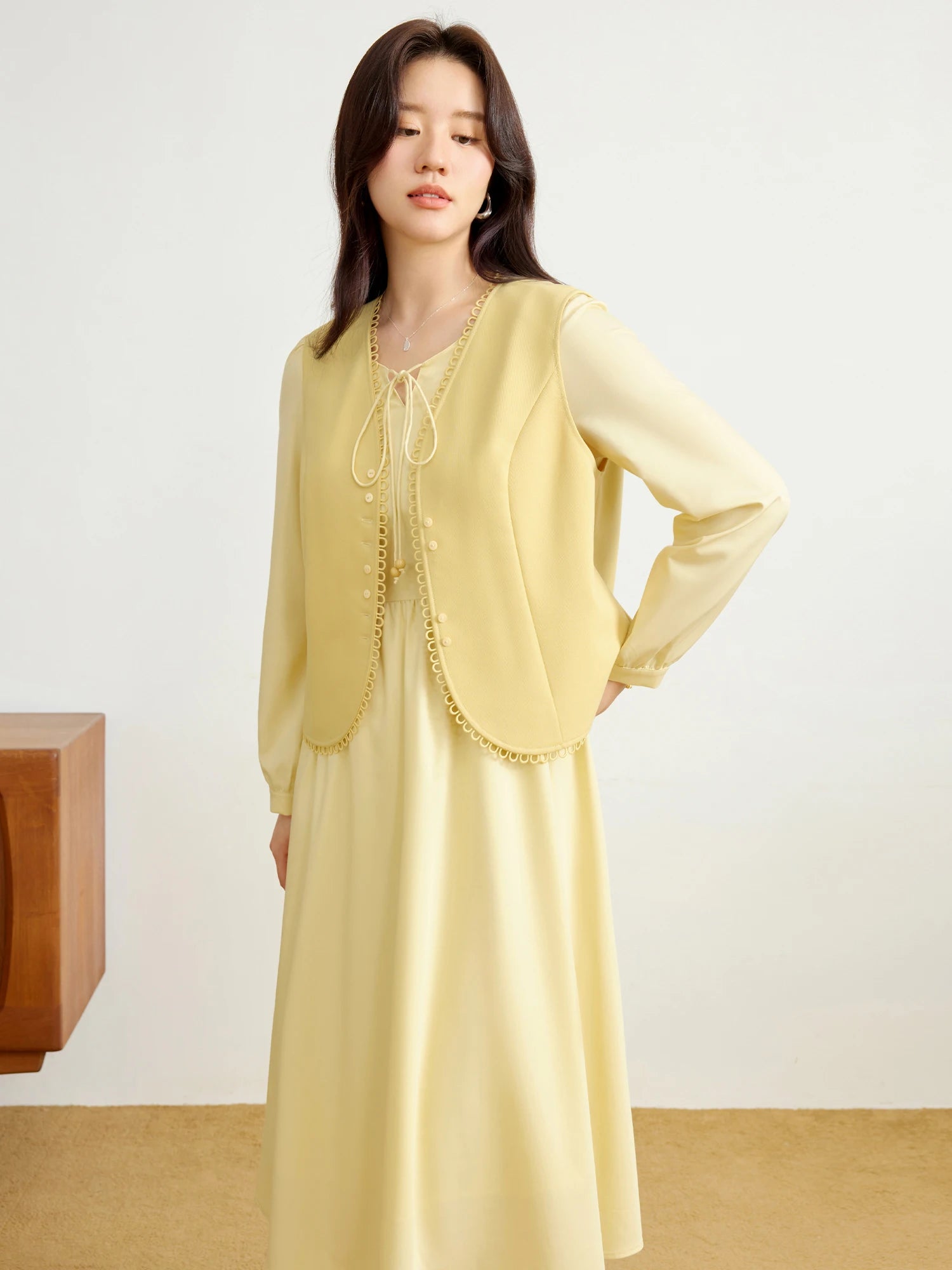 DUSHU Women Vest Dress Sets French Style 2025 Spring New Yellow Long Sleeve Dress Female Vest Coats 25DS81251+25DS81305