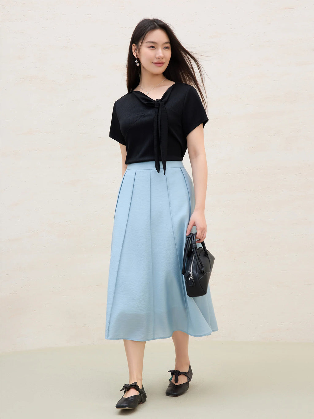 DUSHU Plus Size Short Sleeve Shirt 2025 Summer New Design Light Loose Casual Shirt Soft Thin Short-sleeved Blue Shirt 25DS82197
