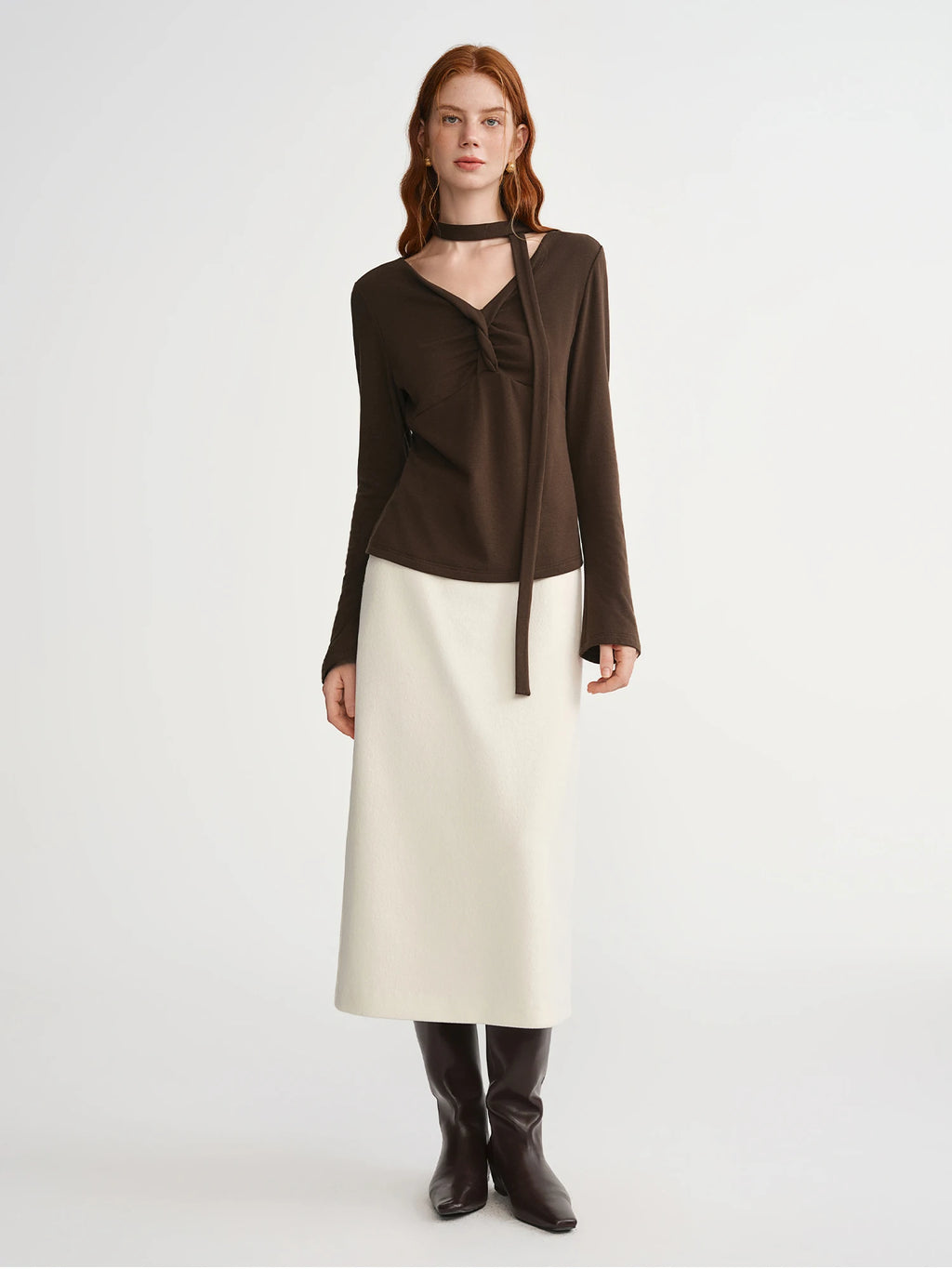 DUSHU Plus-Size Irregular Twist Brown T-shirt Long Sleeve V-neck Slim Retro Trendy 2025 Winter Wear Inner Top Simple Pullovers
