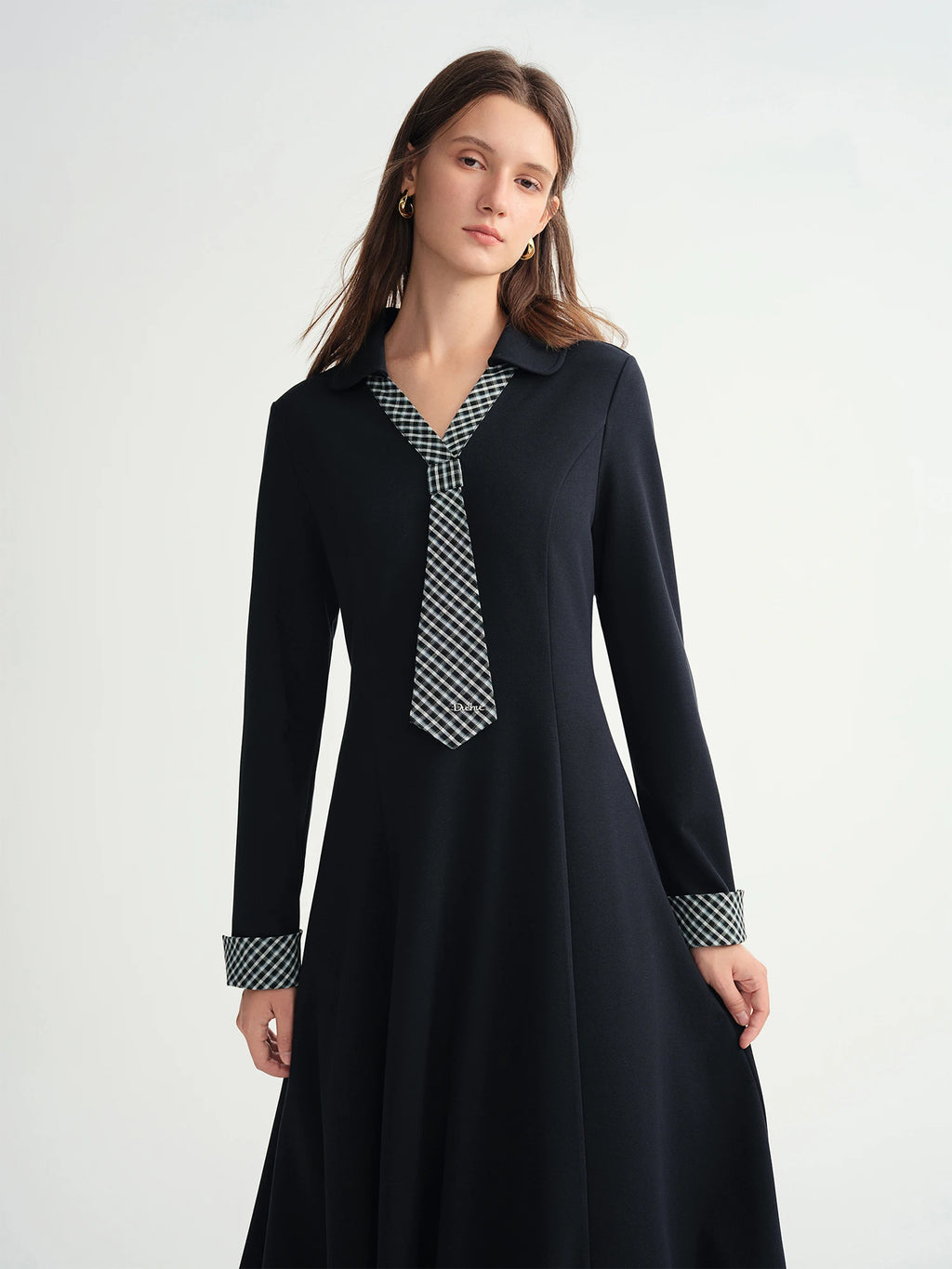 DUSHU 2025 Fall Winter Women's Plaid Tie-Neck Dress with Asymmetric Panel Design, Vintage Grid Pattern Collarless Shift Dress